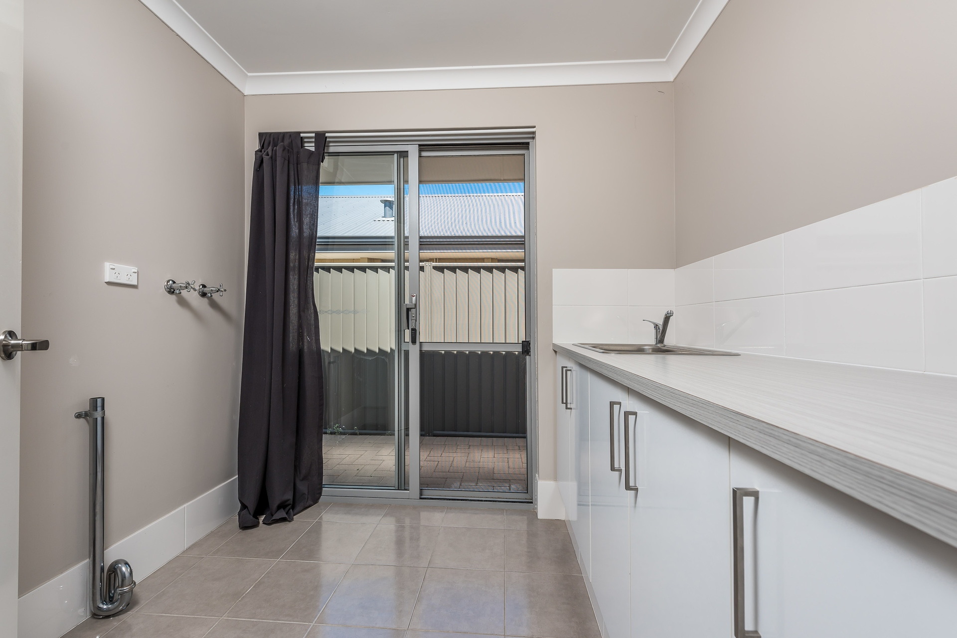 House Leased - 7 Braddock Lane, Caversham