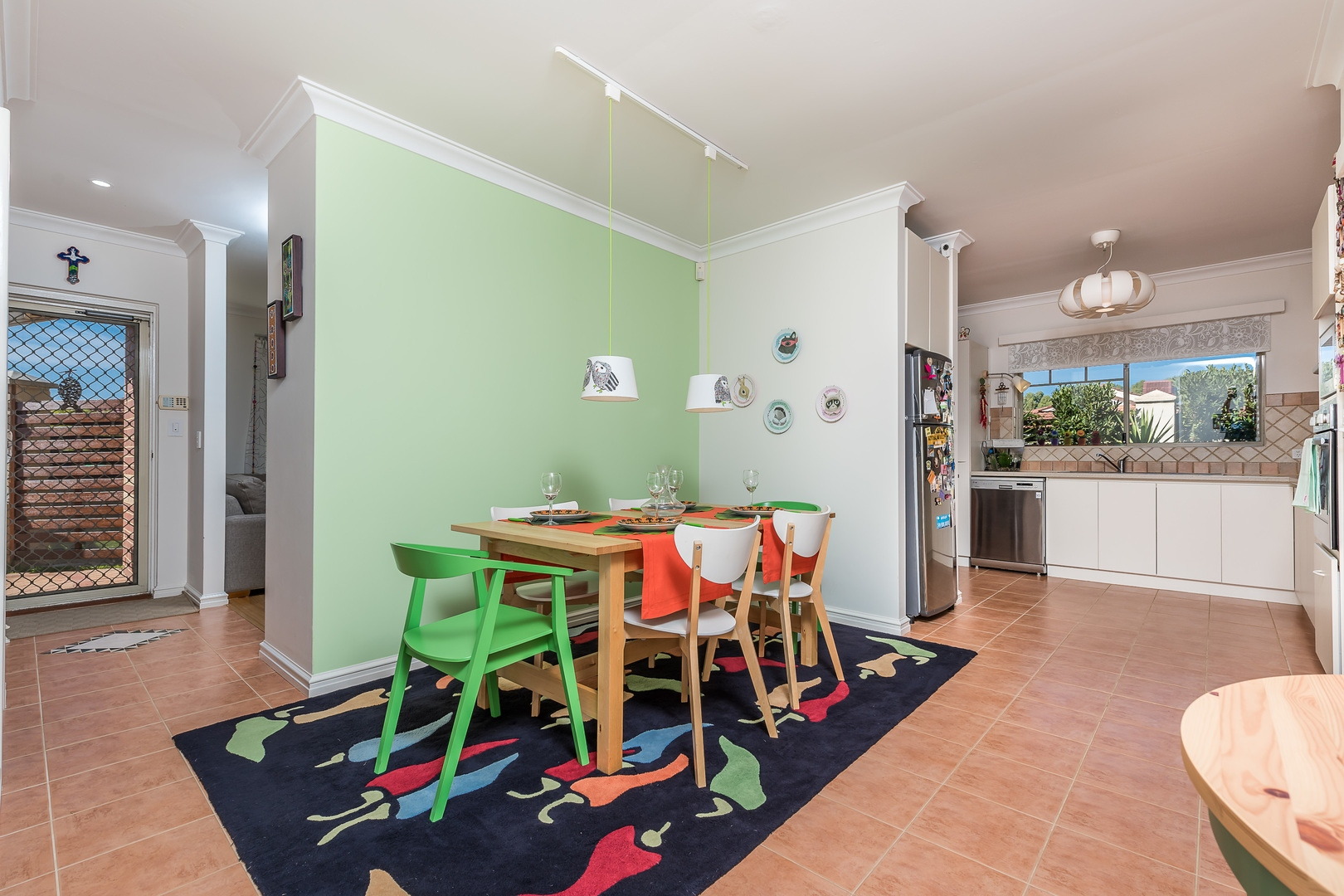 11 Waterside Crescent, Gwelup - Thumbnail 8