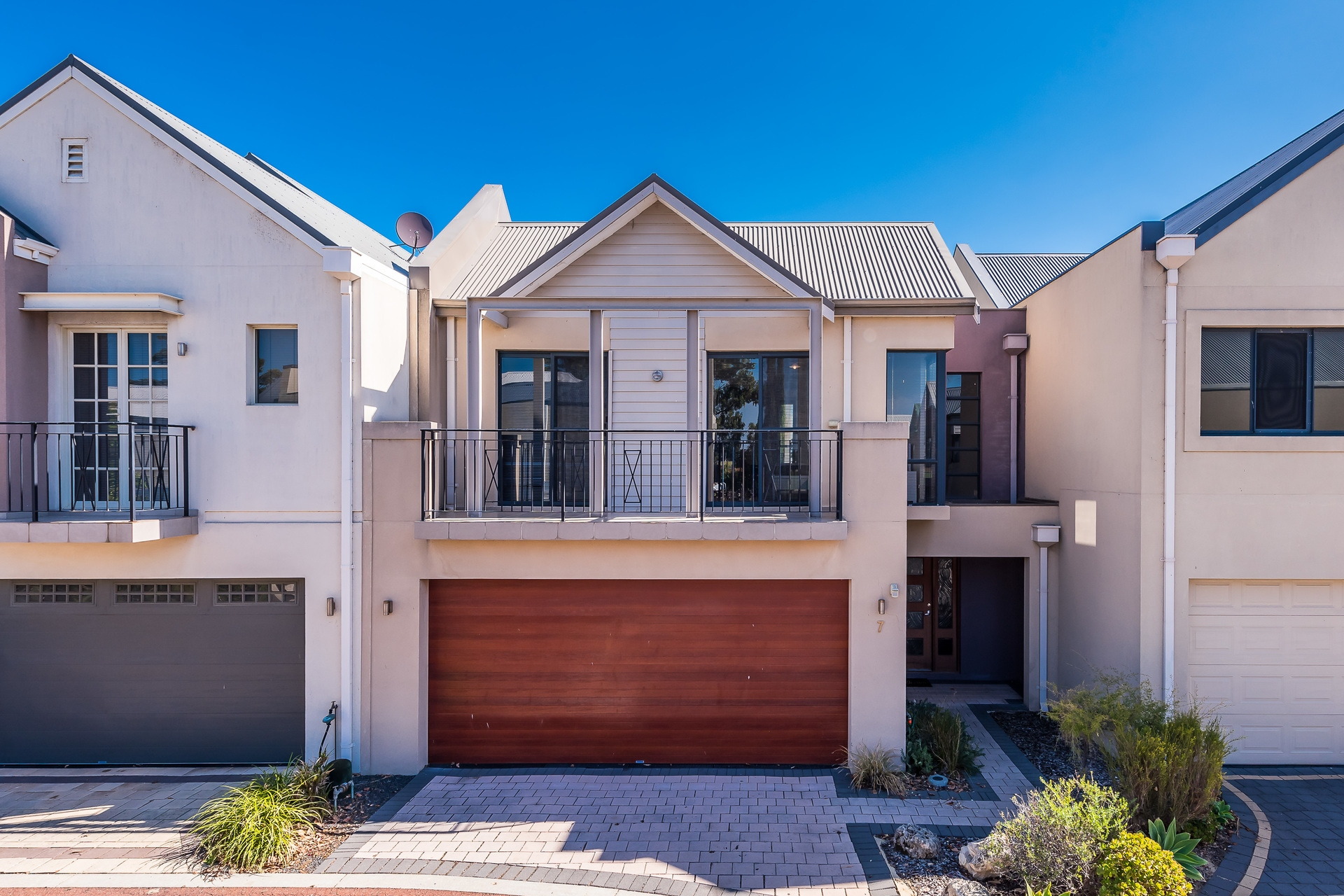 Townhouse Leased 7/151 Grindleford Drive, Stirling