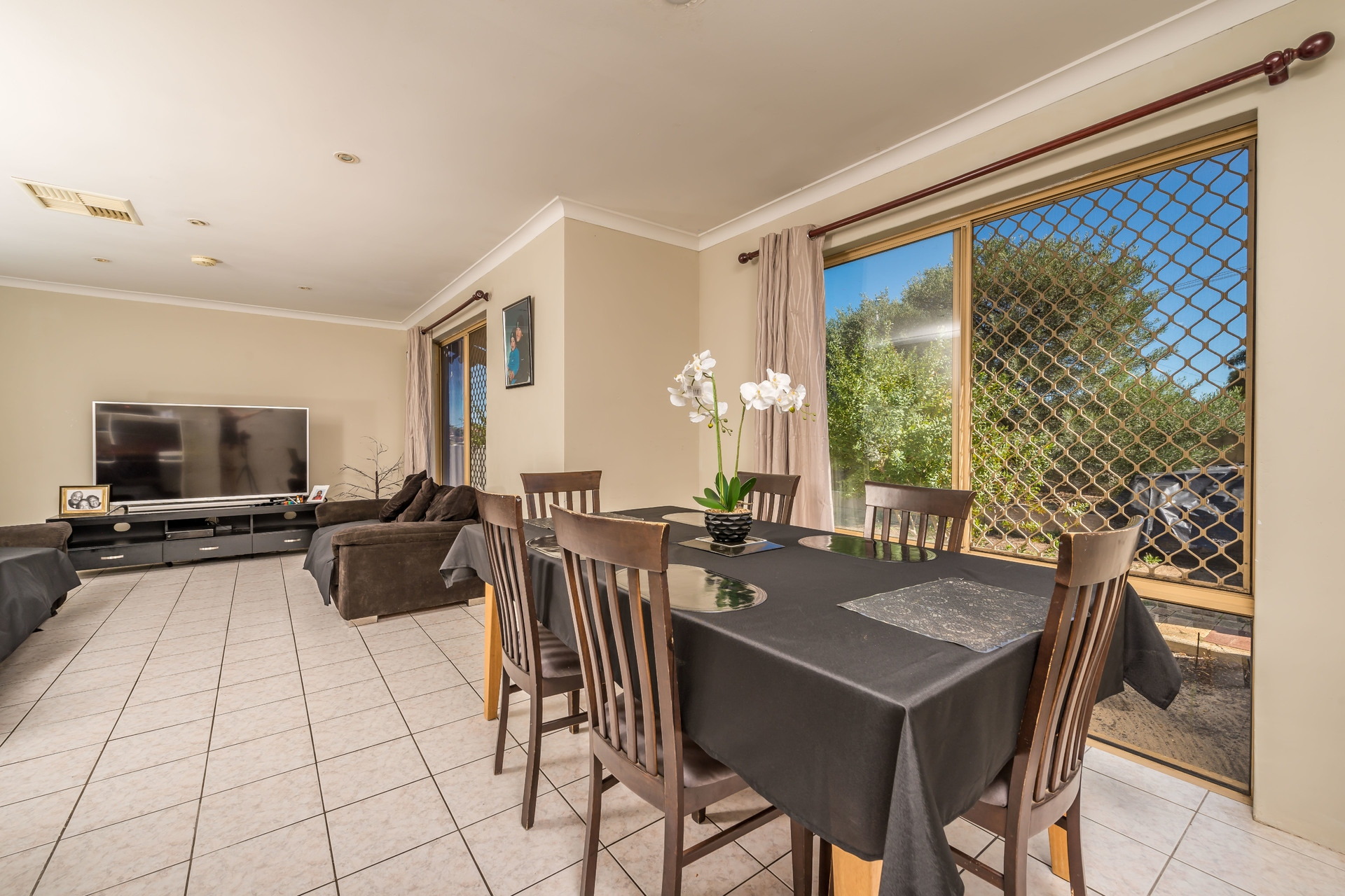 20 Harrier Way, Beldon - Thumbnail 7