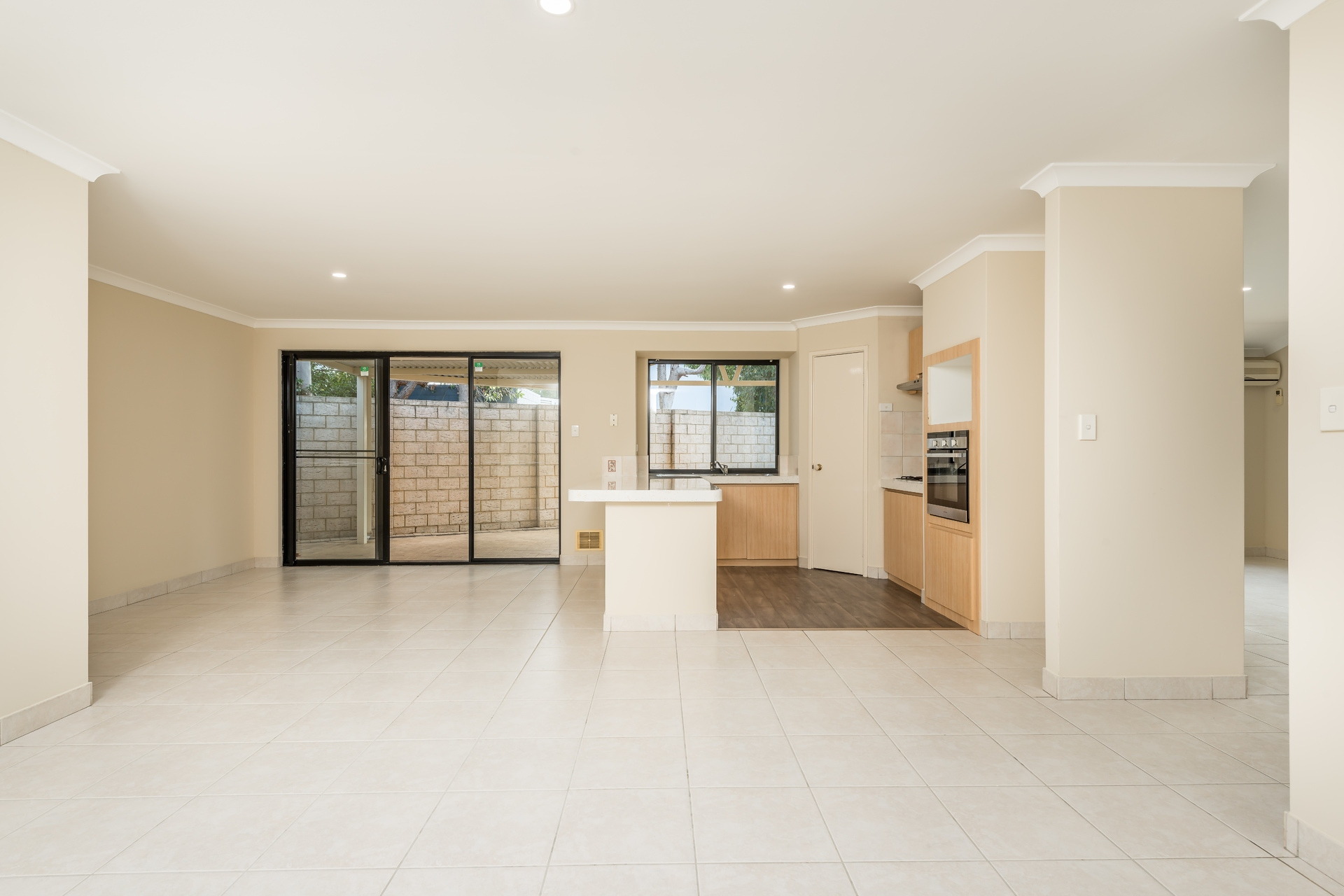 45 Elyard Crescent, Stirling - Thumbnail 5