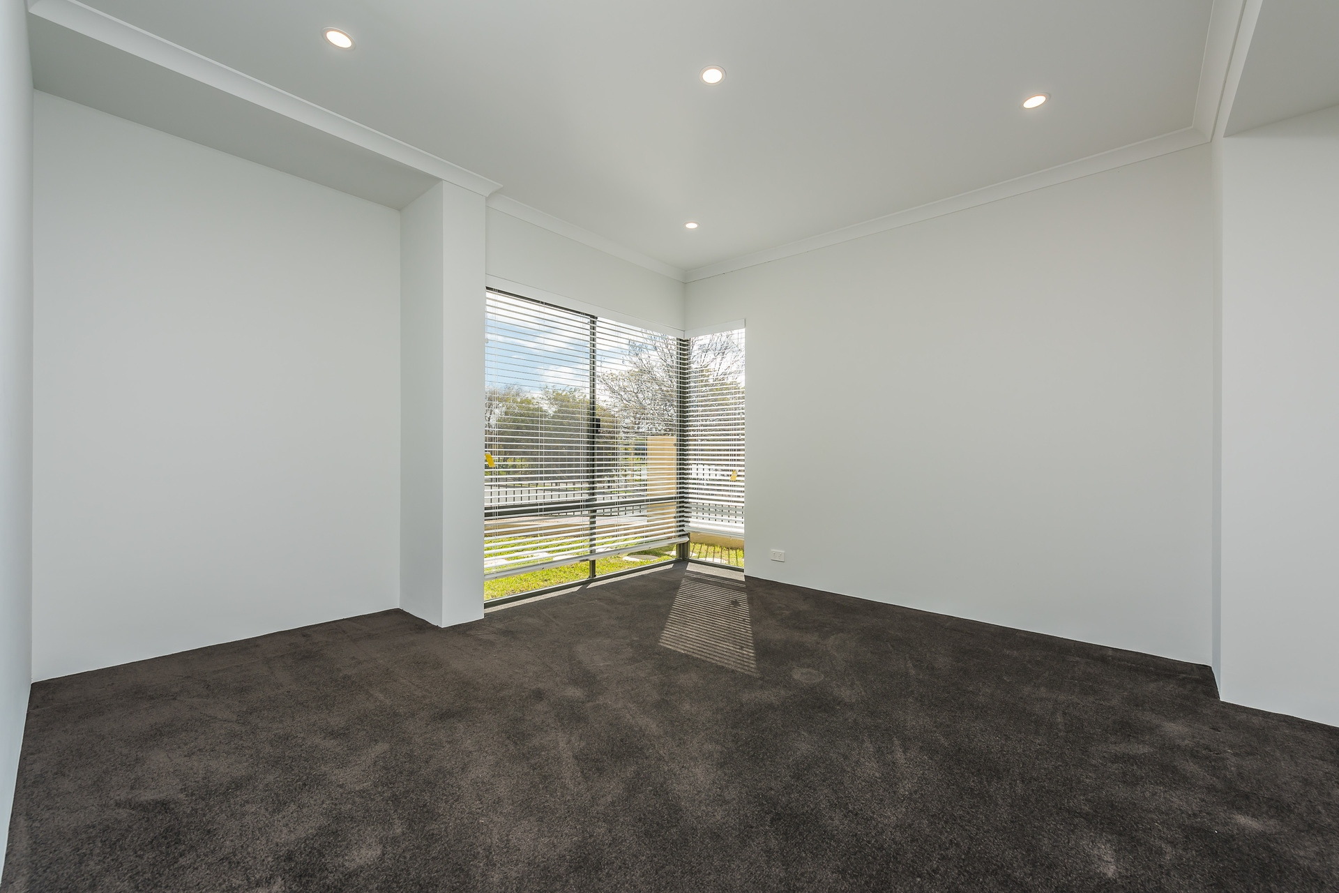 1 Biccari Drive, Stirling - Thumbnail 8