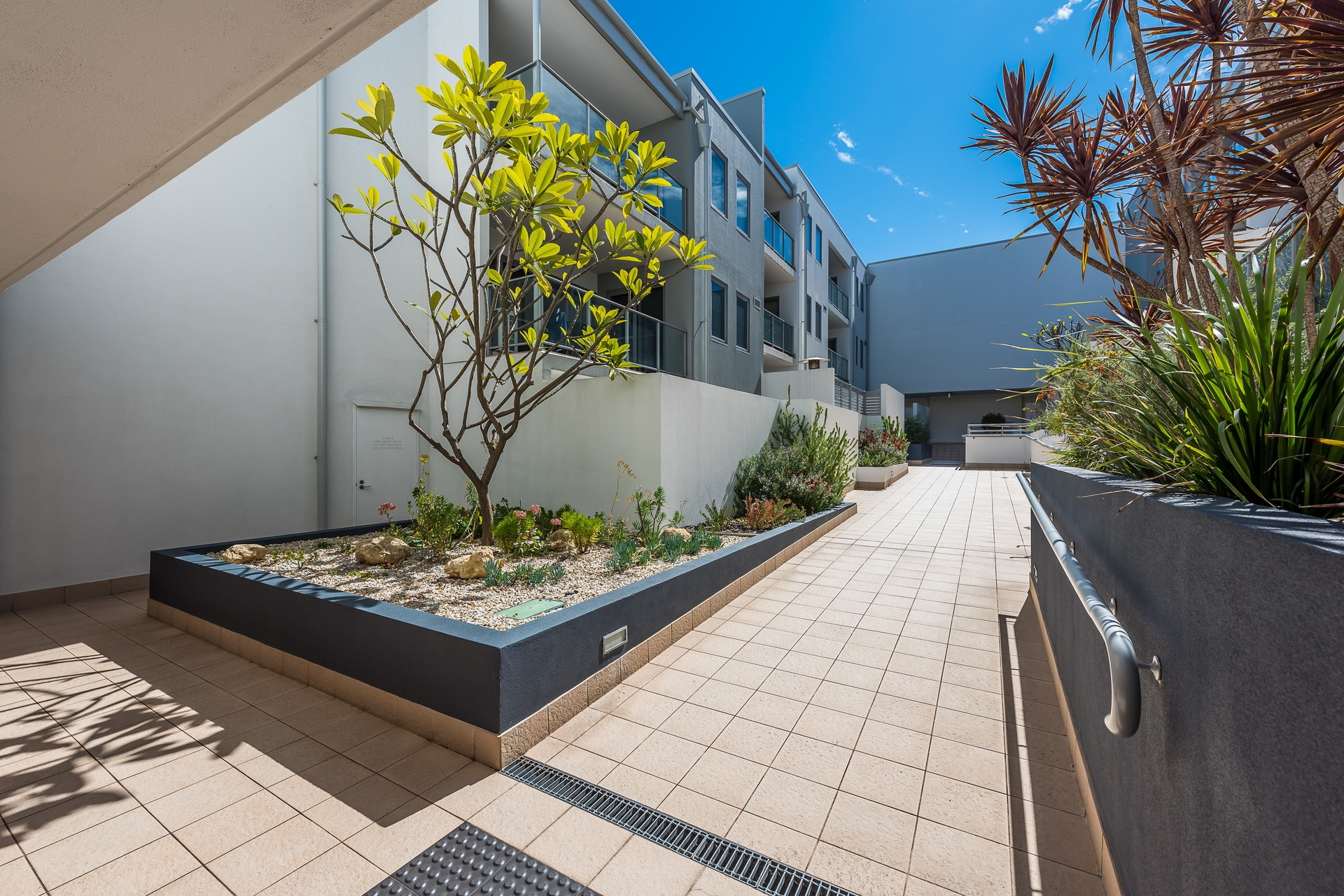 Apartment Leased 6/154156 Newcastle Street, Perth