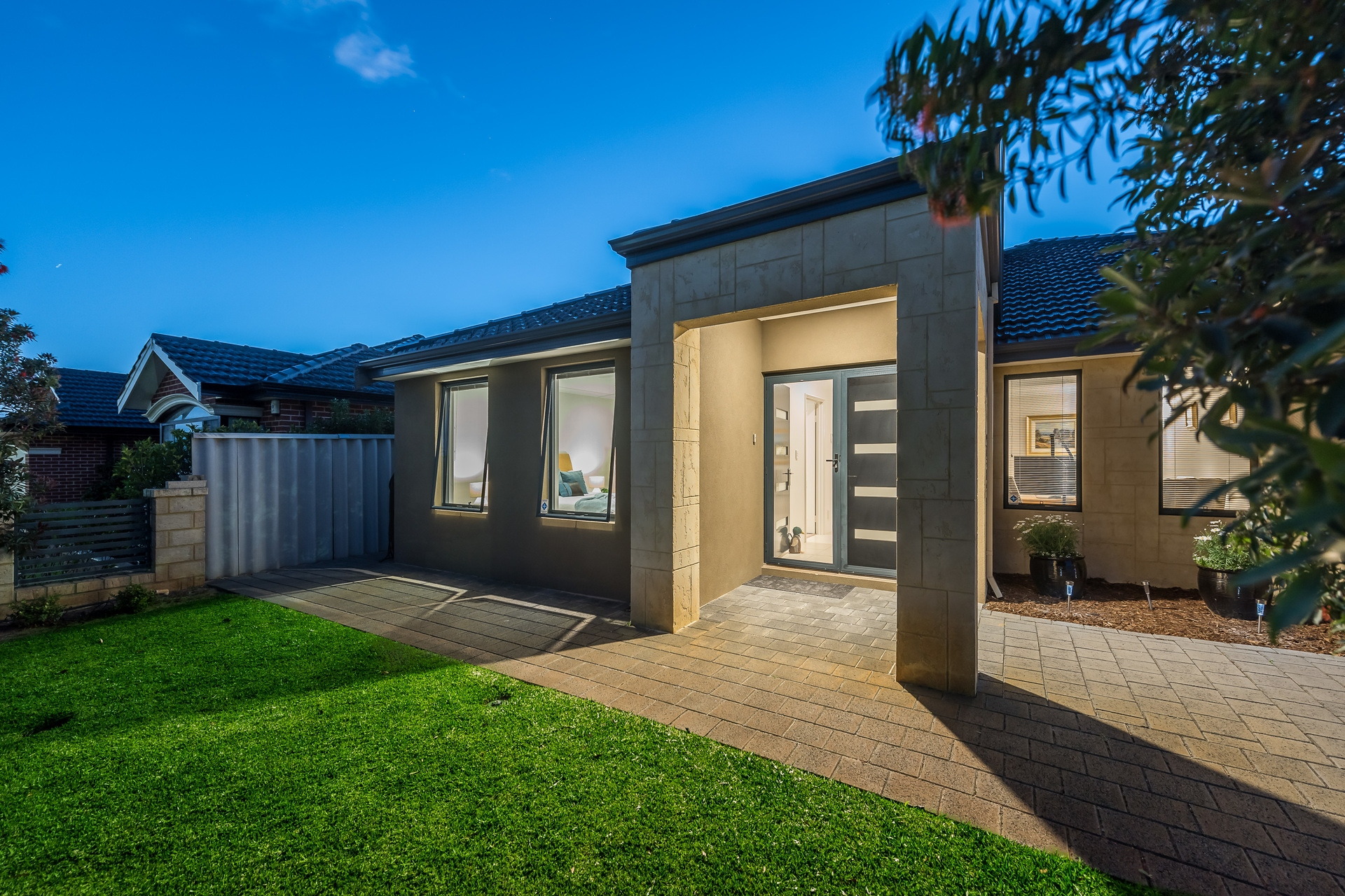 27 Swiftlet Way, Gwelup - Thumbnail 3