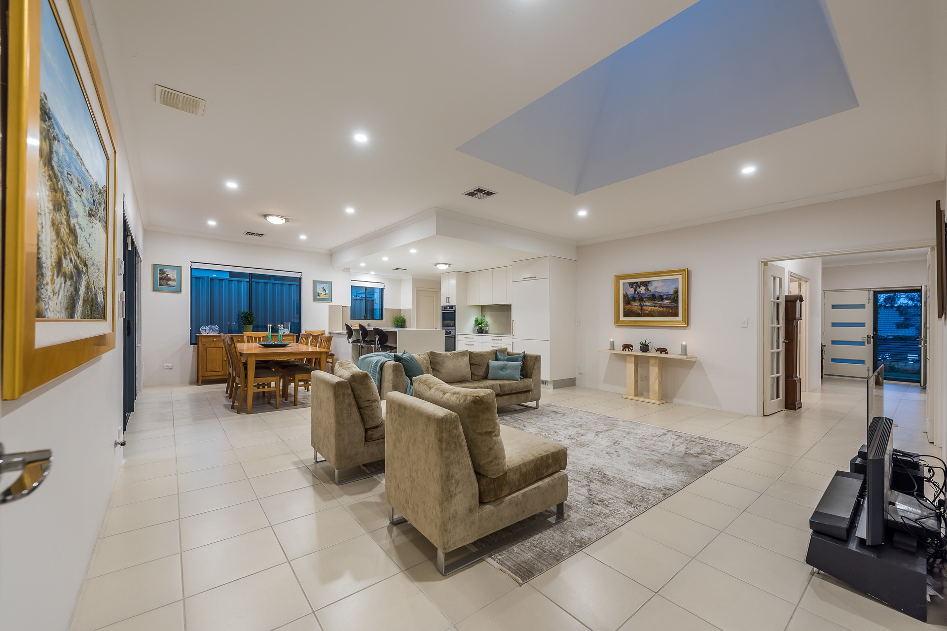 27 Swiftlet Way, Gwelup - Thumbnail 5