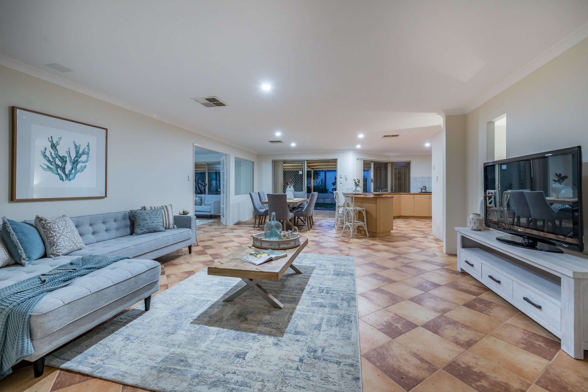 22  Polglase Fairway, Clarkson - Thumbnail 8
