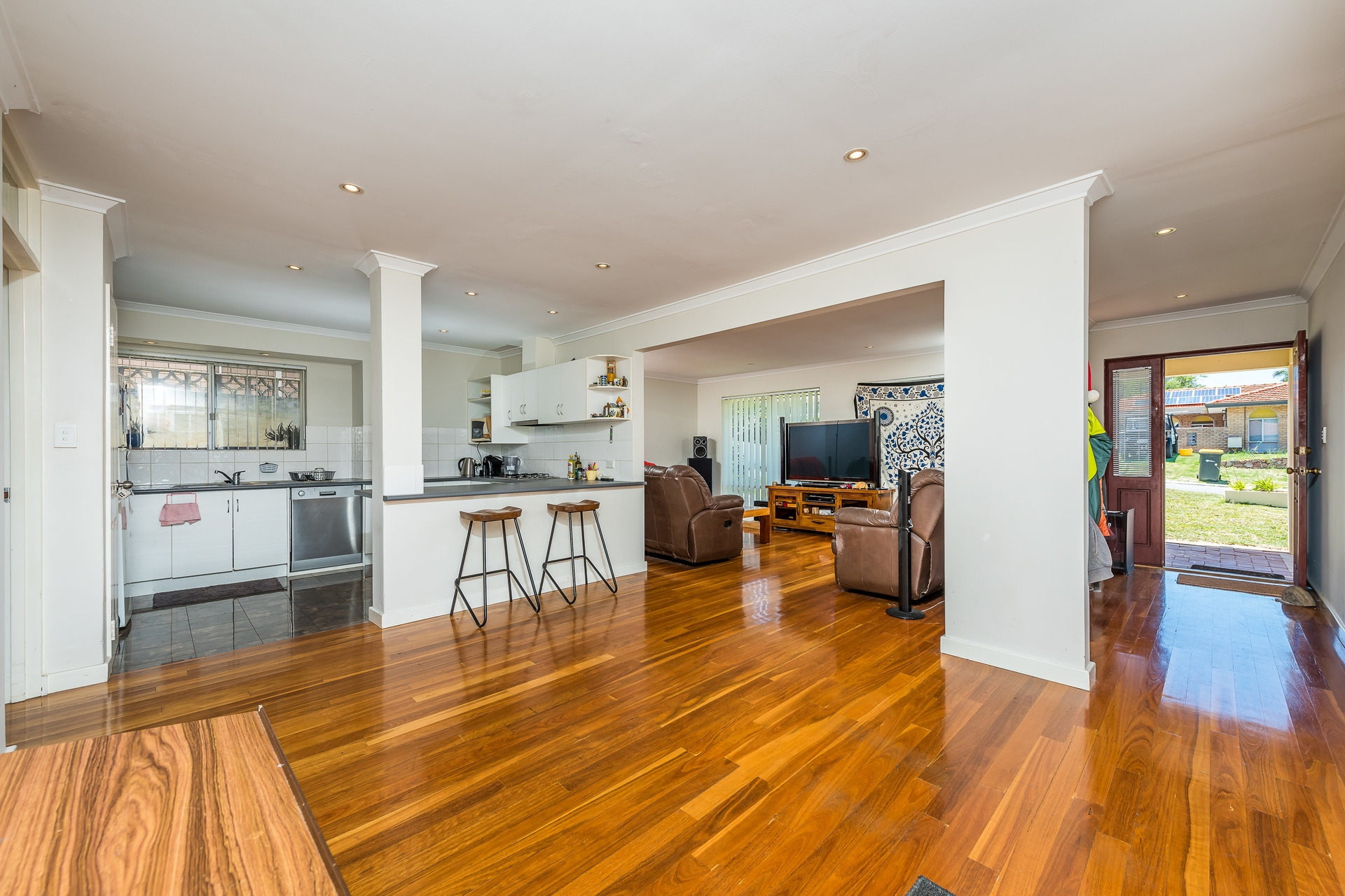 30 Myaree Way, Duncraig - Thumbnail 3