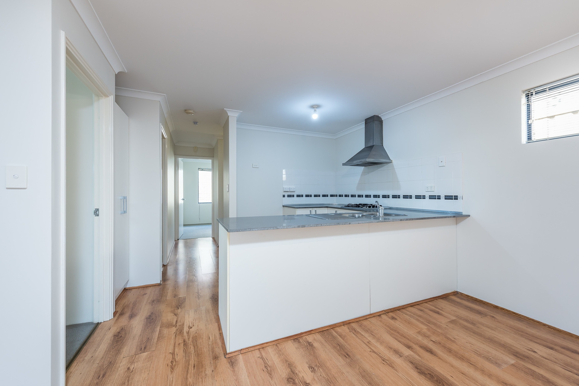 48 Loxwood Road, Balga - Thumbnail 8