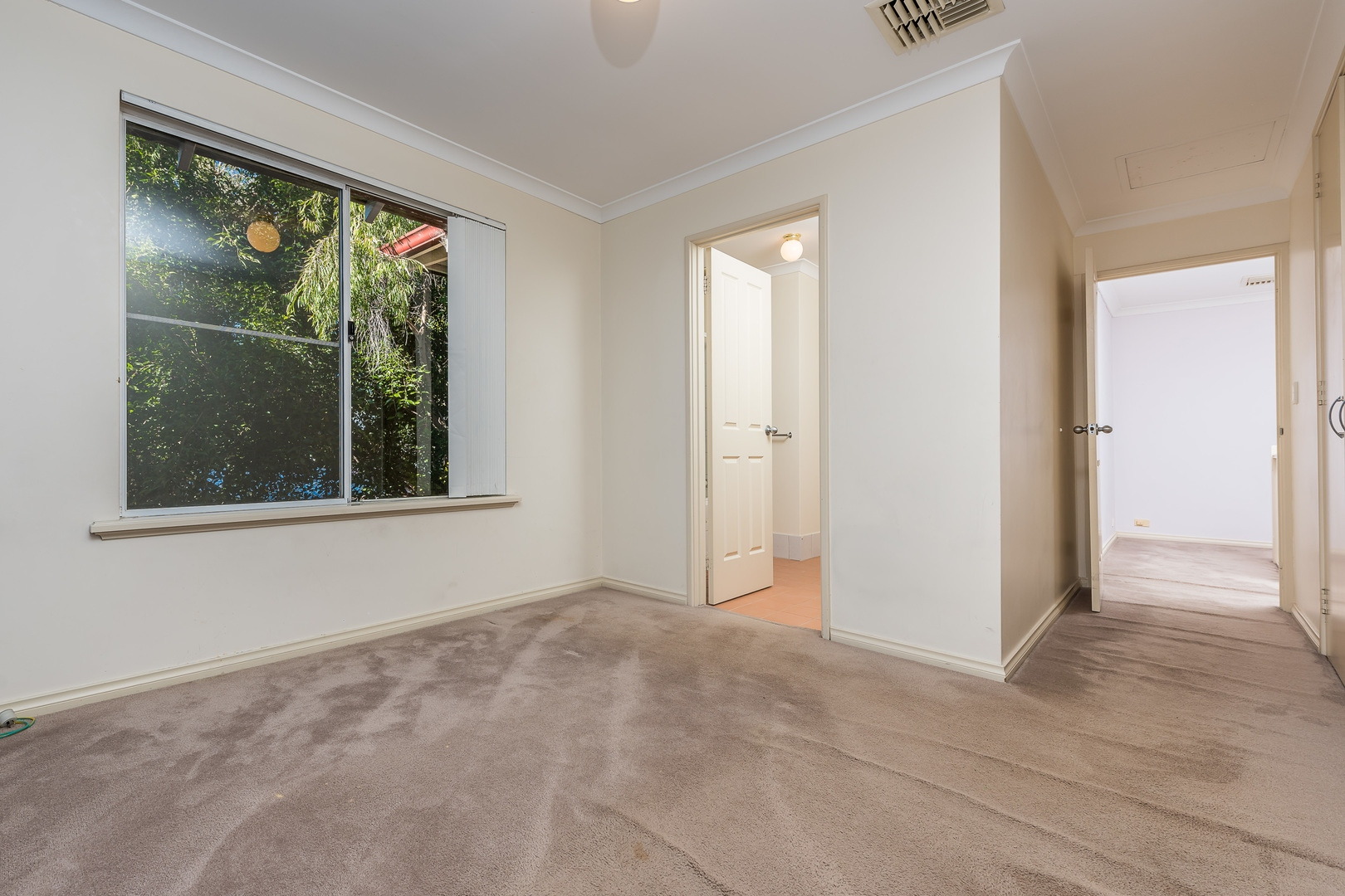 Townhouse Leased 1B Fourth Avenue, Mount Lawley