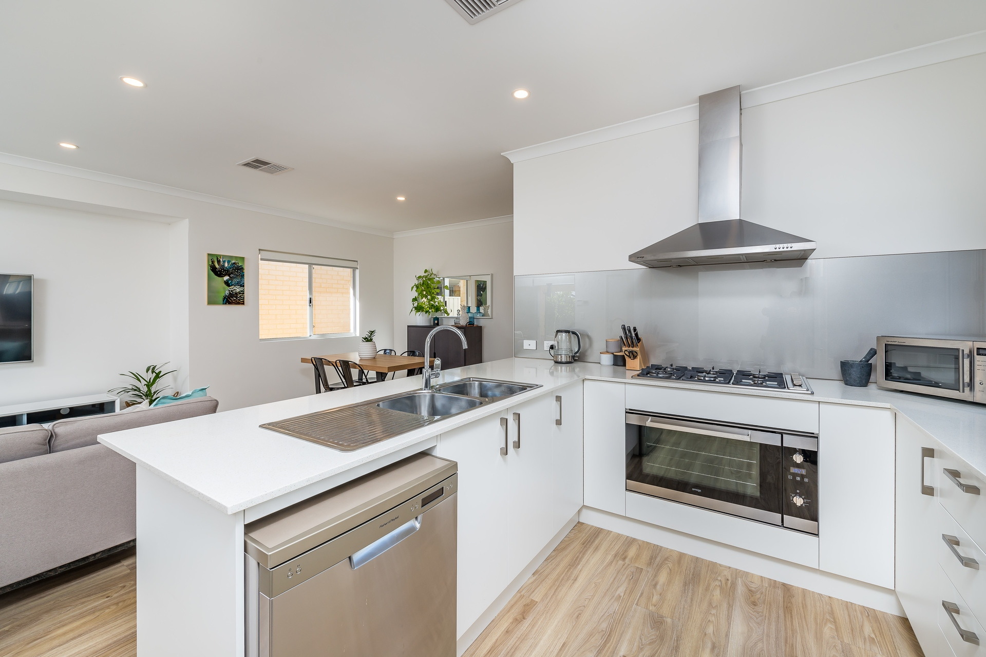 6  Pryde Way, Eden Hill - Thumbnail 2