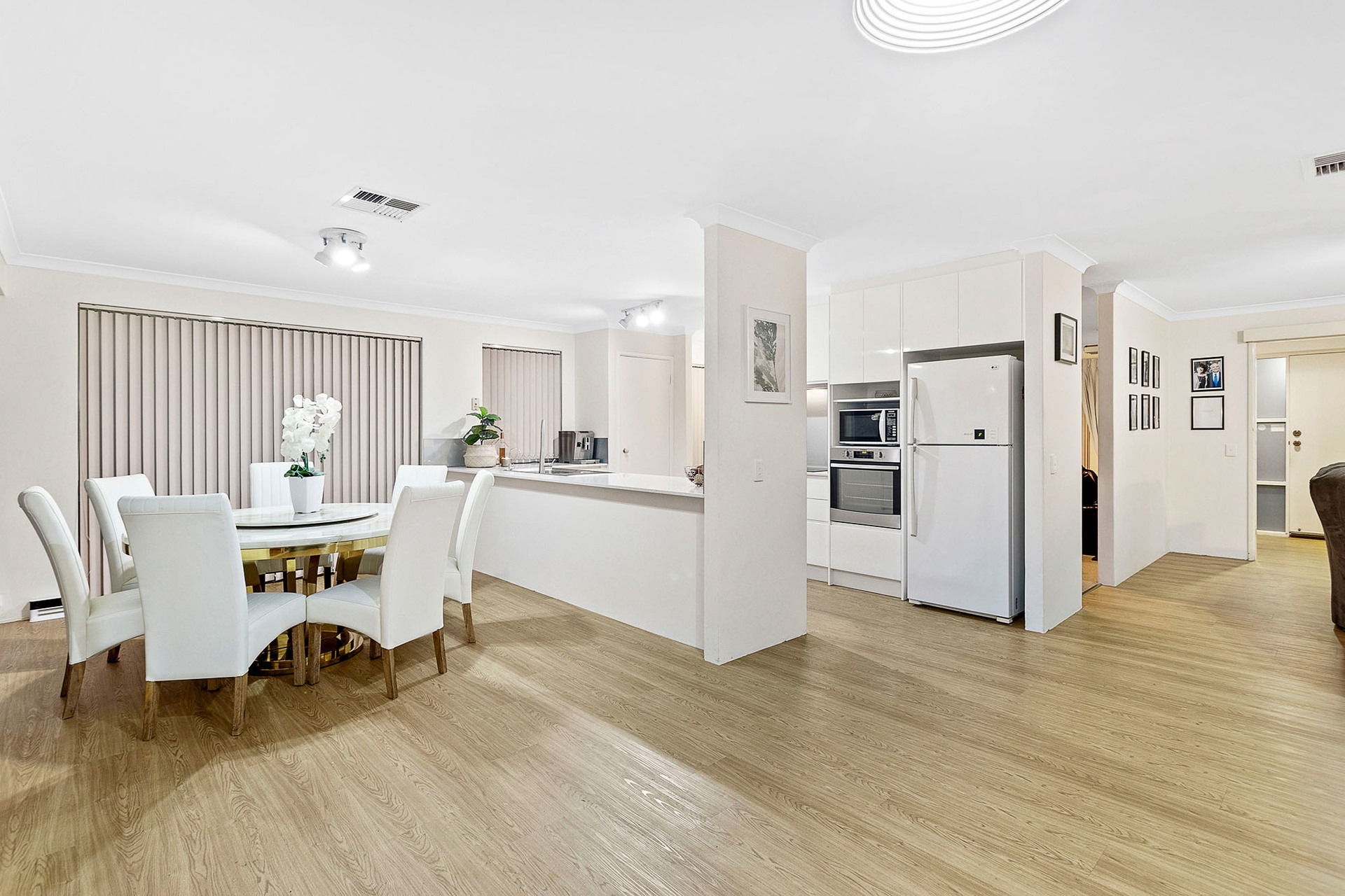 House Sold 39 Augustus Way, Marangaroo