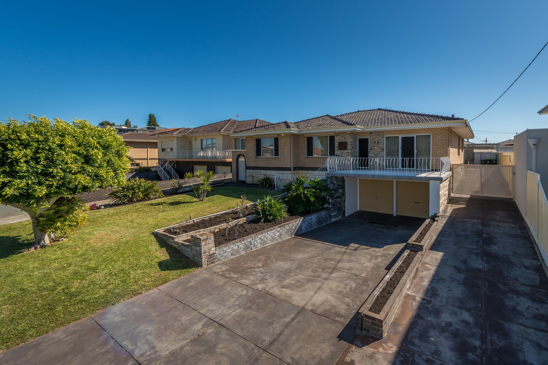 39  Bassingham Road, Balcatta - Thumbnail 2