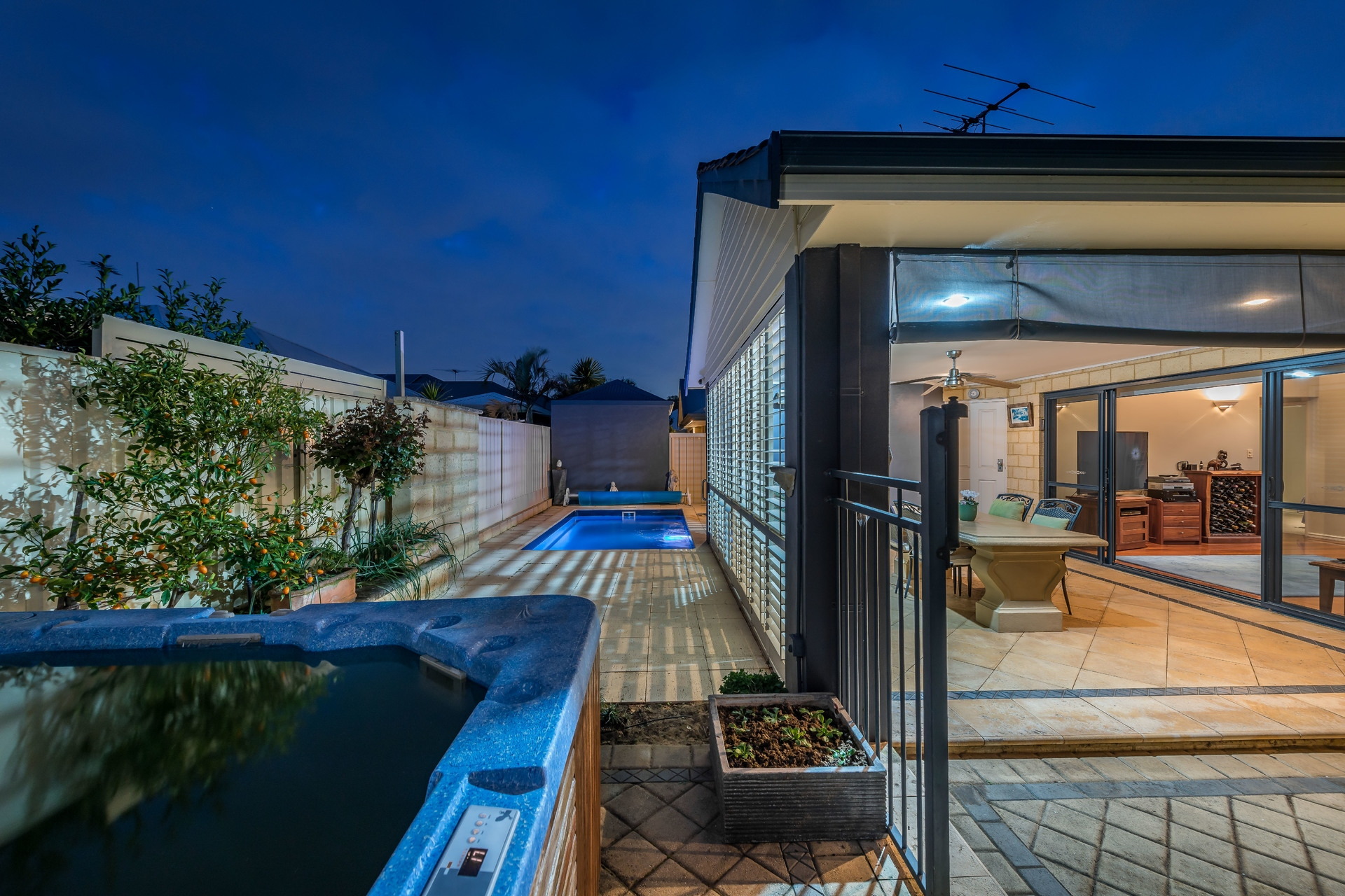19 Settlers Circle, Gwelup - Thumbnail 2
