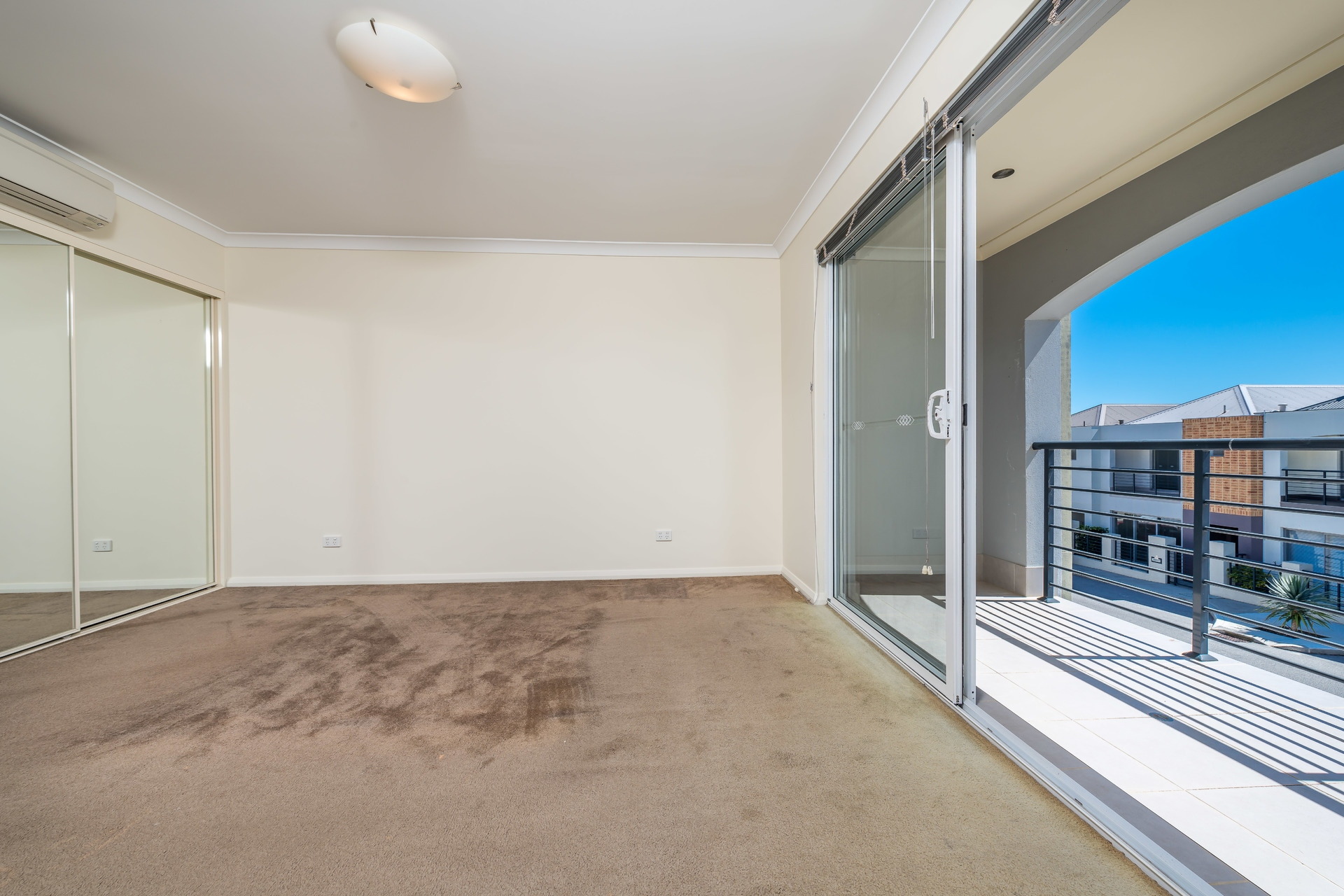 20 Metro Boulevard, Clarkson - Thumbnail 7