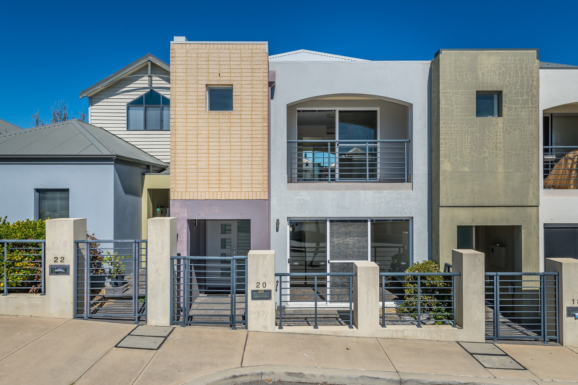 20 Metro Boulevard, Clarkson - Thumbnail 3