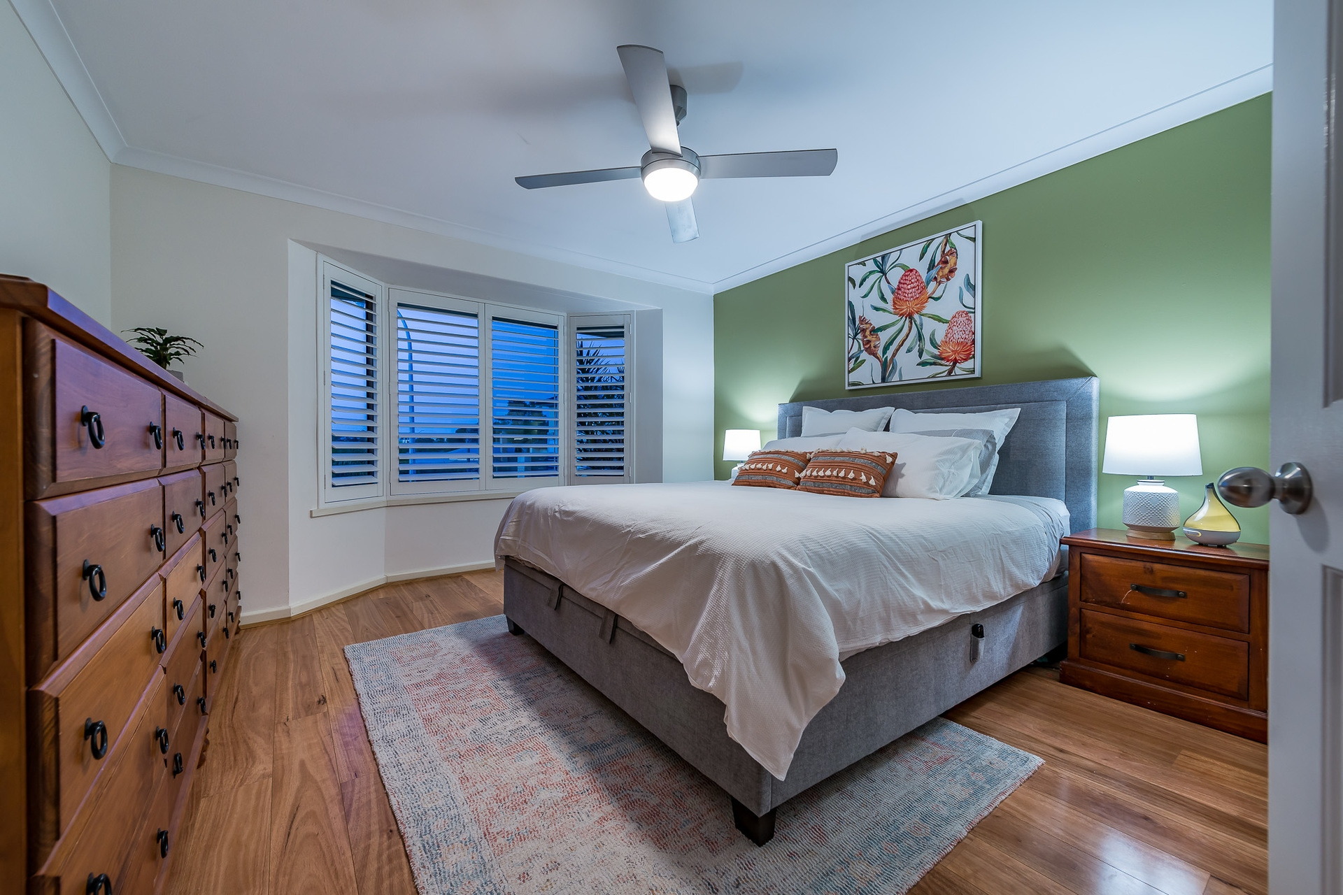 8 Riviera Court, Connolly - Thumbnail 4