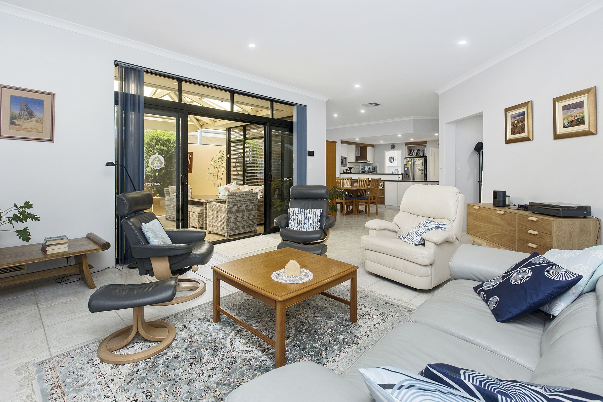39 Jacana Circle, Gwelup - Thumbnail 6