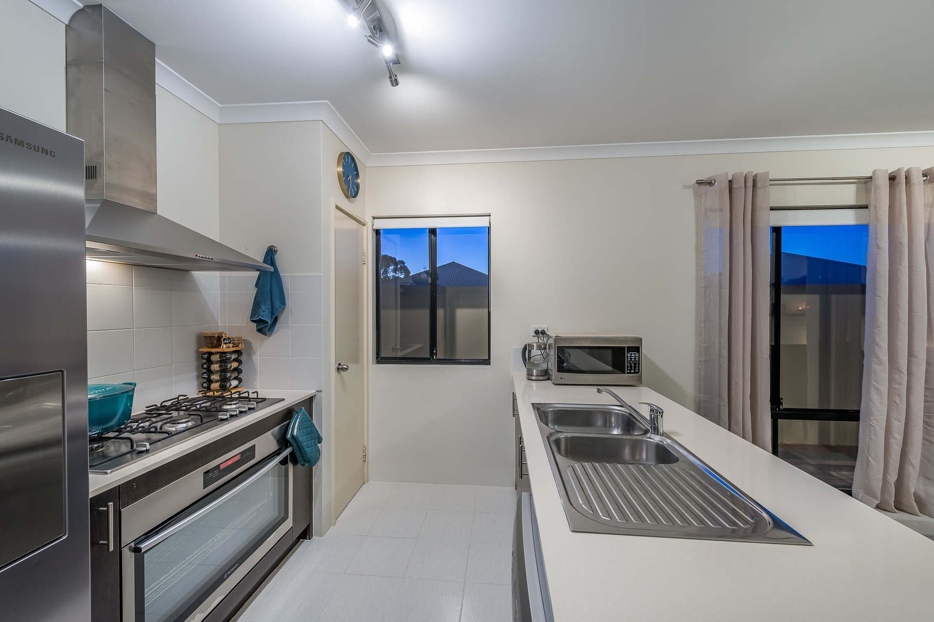 3 Bellini Gardens, Alkimos - Thumbnail 6