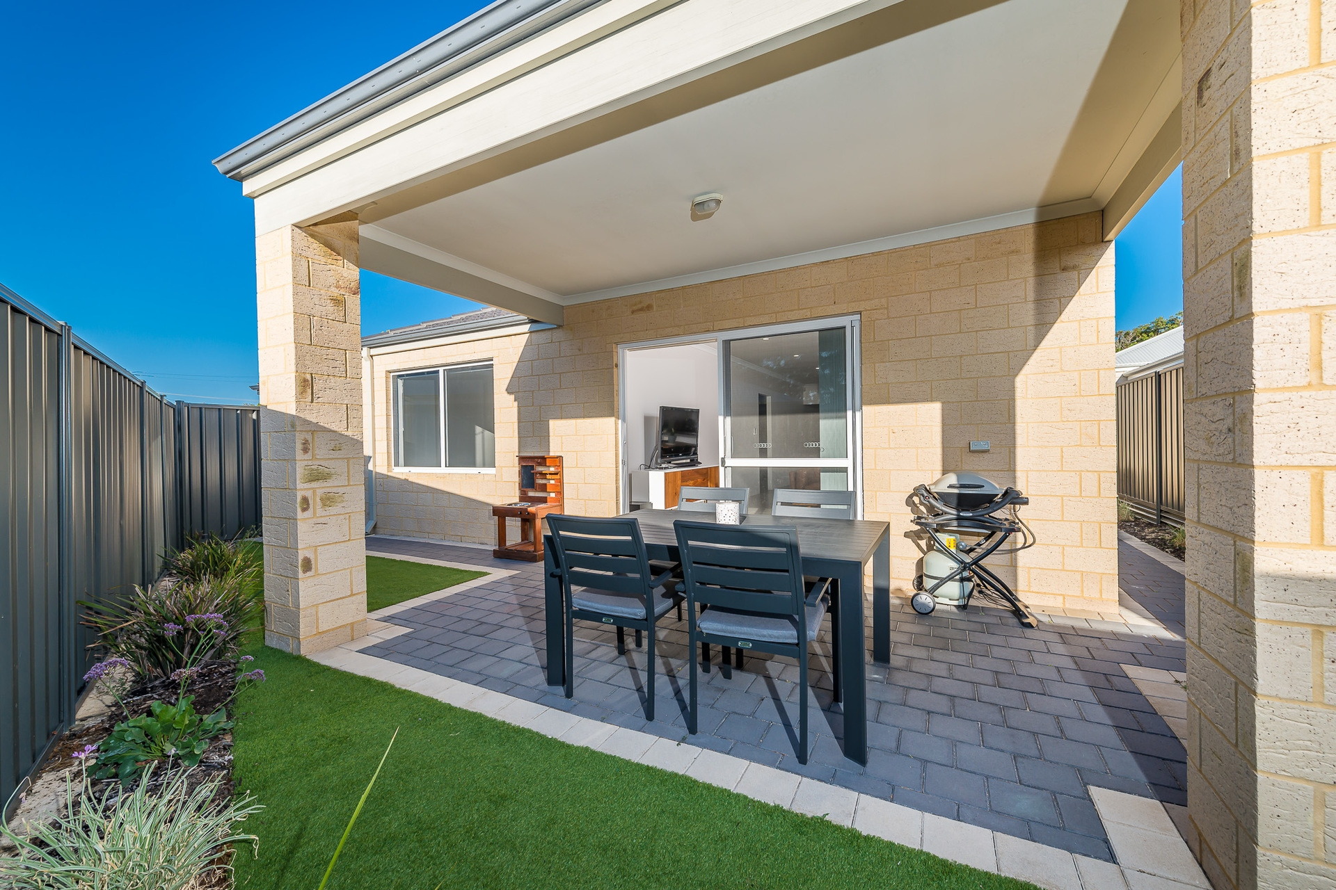 123  Duffy Terrace, Woodvale - Thumbnail 2