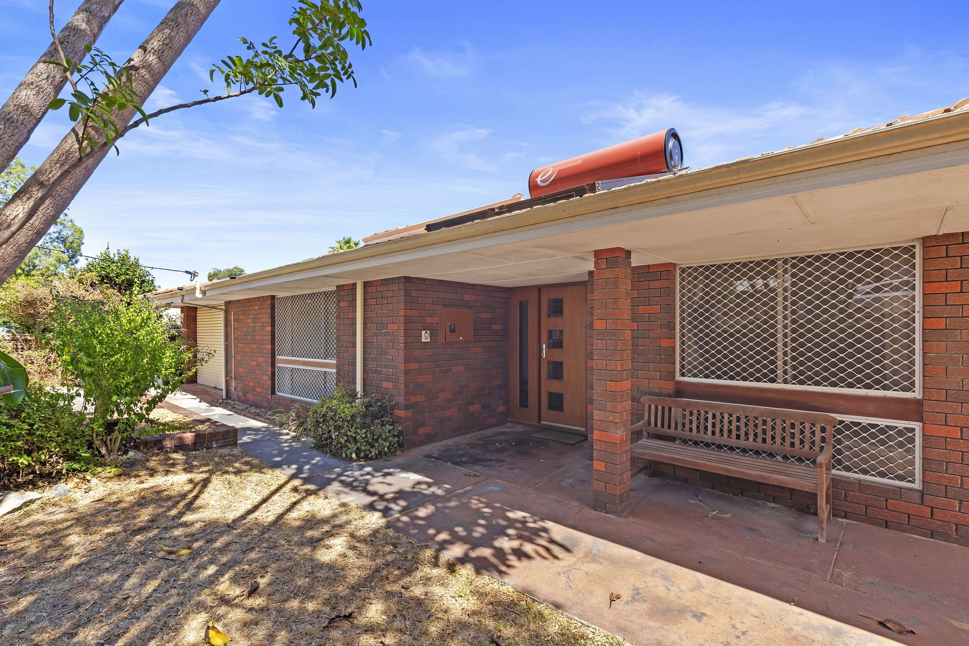 54 Dutton Crescent, Hamersley - Thumbnail 2