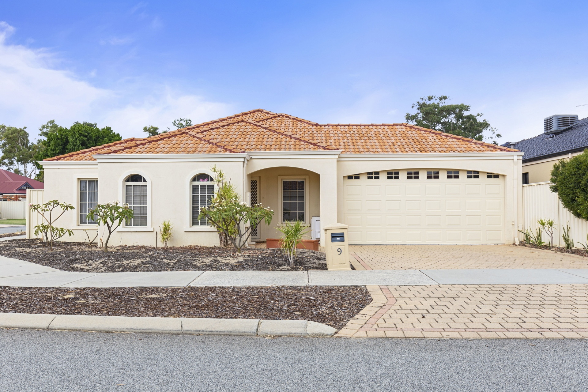 House Sold 9 Elyard Crescent, Stirling