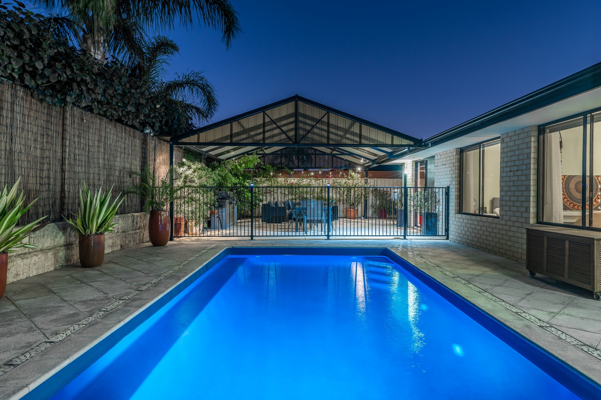 39 Busch Parkway, Pearsall - Thumbnail 2