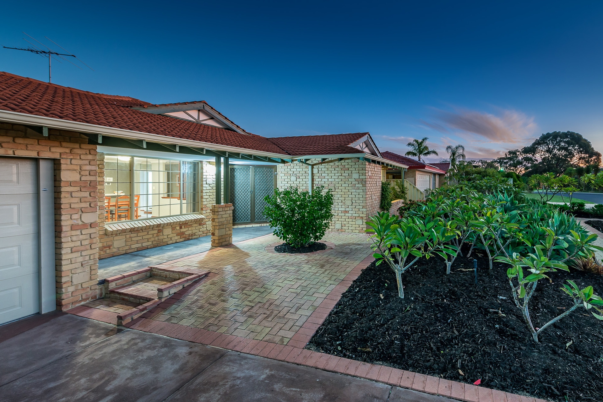 11 Carrick Way, Kinross - Thumbnail 4