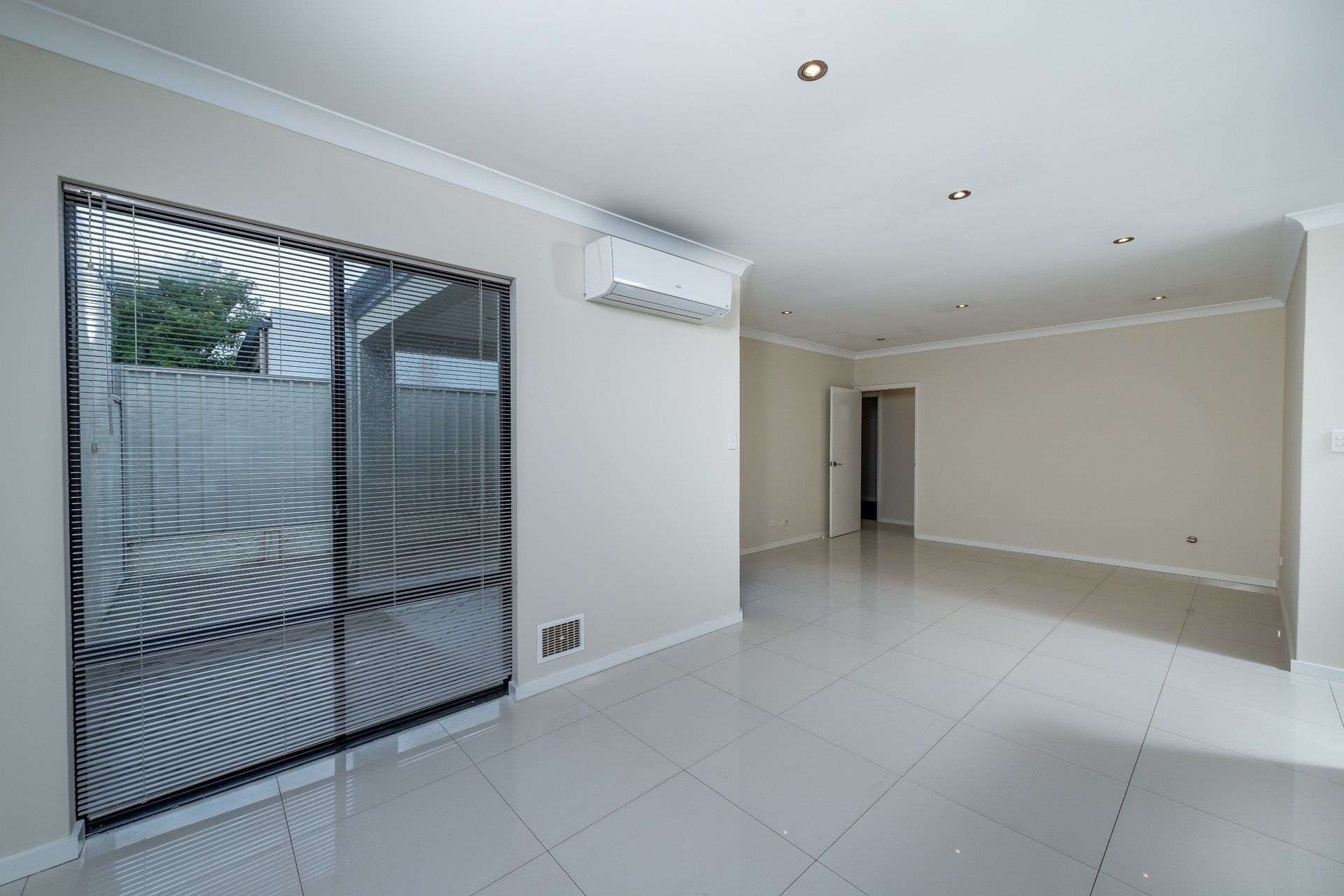 89B Arkana Road, Westminster - Thumbnail 4