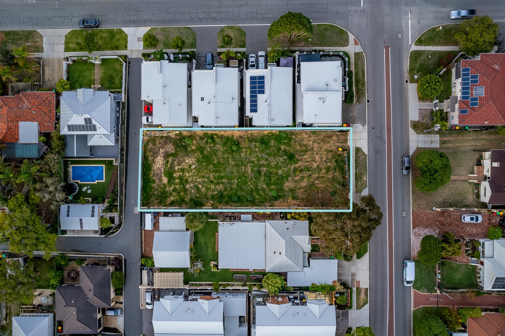 18 Beatrice Street, Doubleview - Thumbnail 3