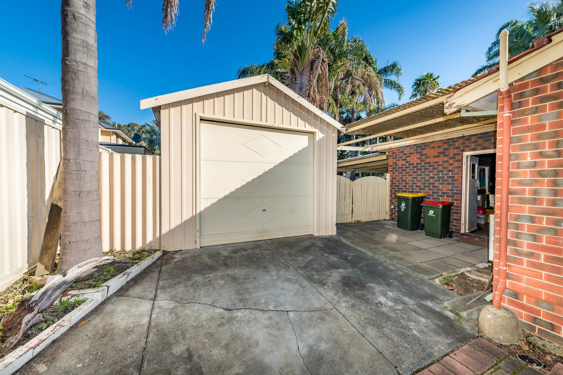 House Sold 16 Bridgewater Crescent, Karrinyup
