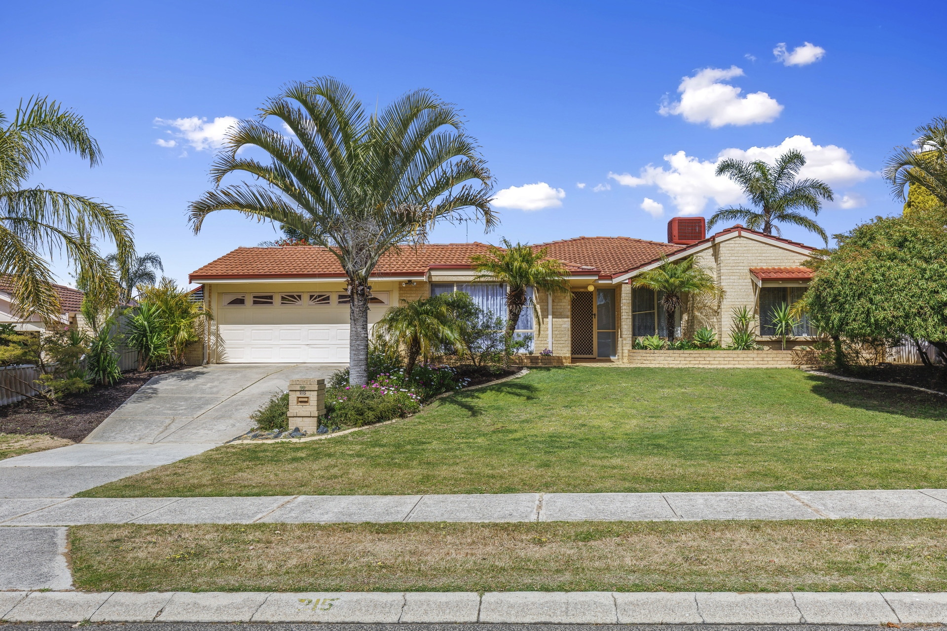 House Sold 215 Timberlane Drive, Woodvale