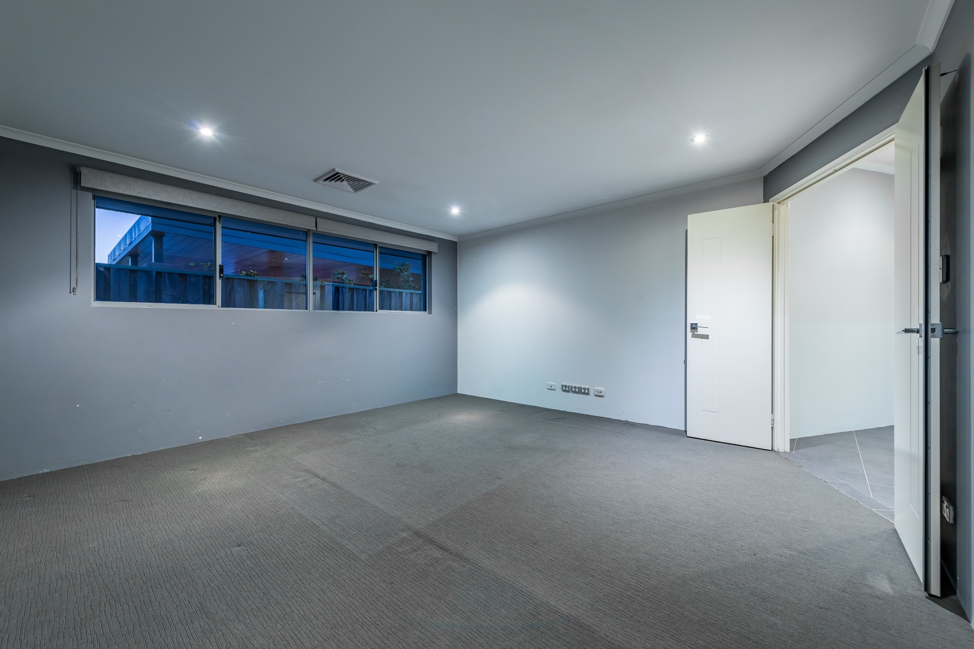 House Sold 8 Bend, The Vines