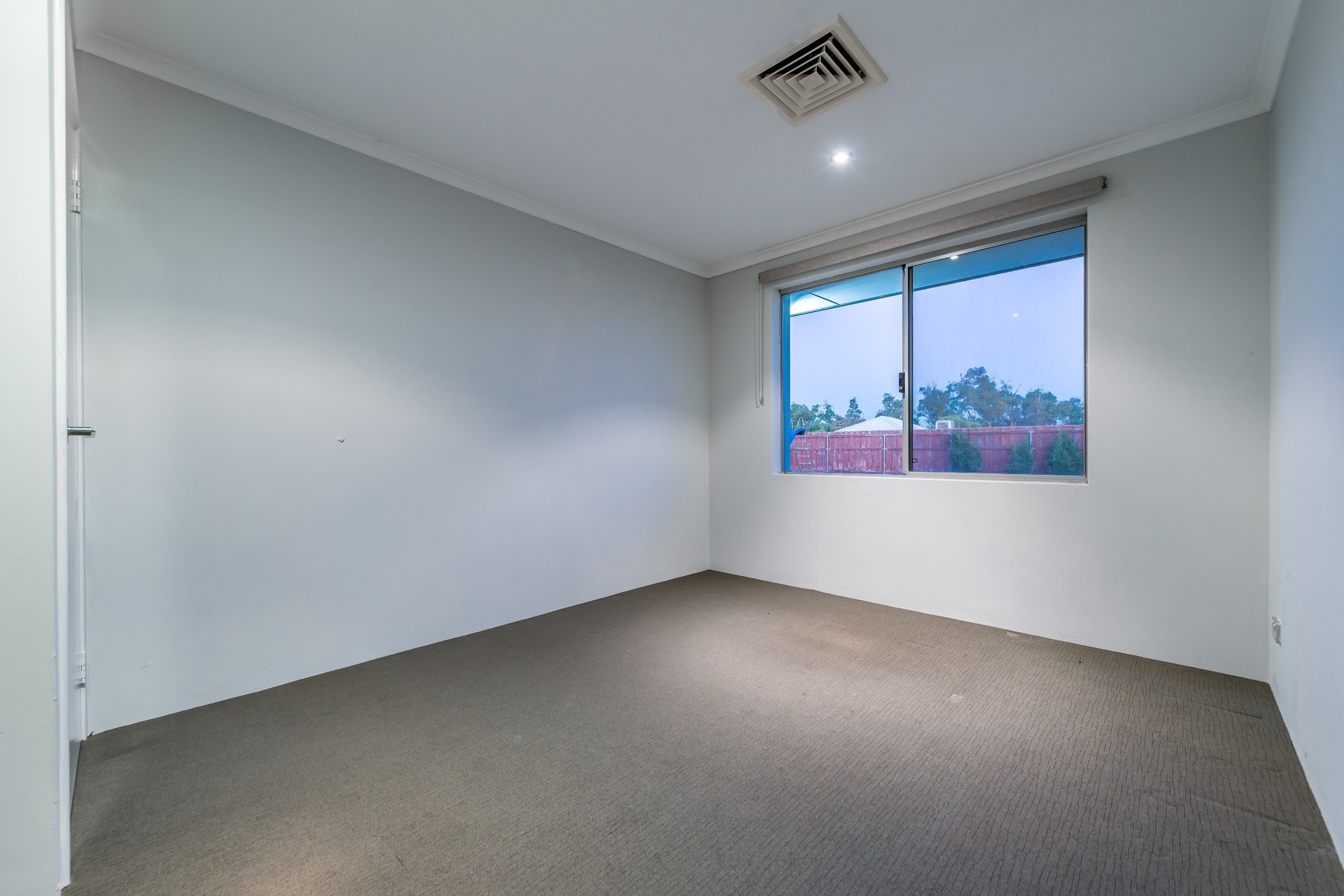 House Sold 8 Bend, The Vines