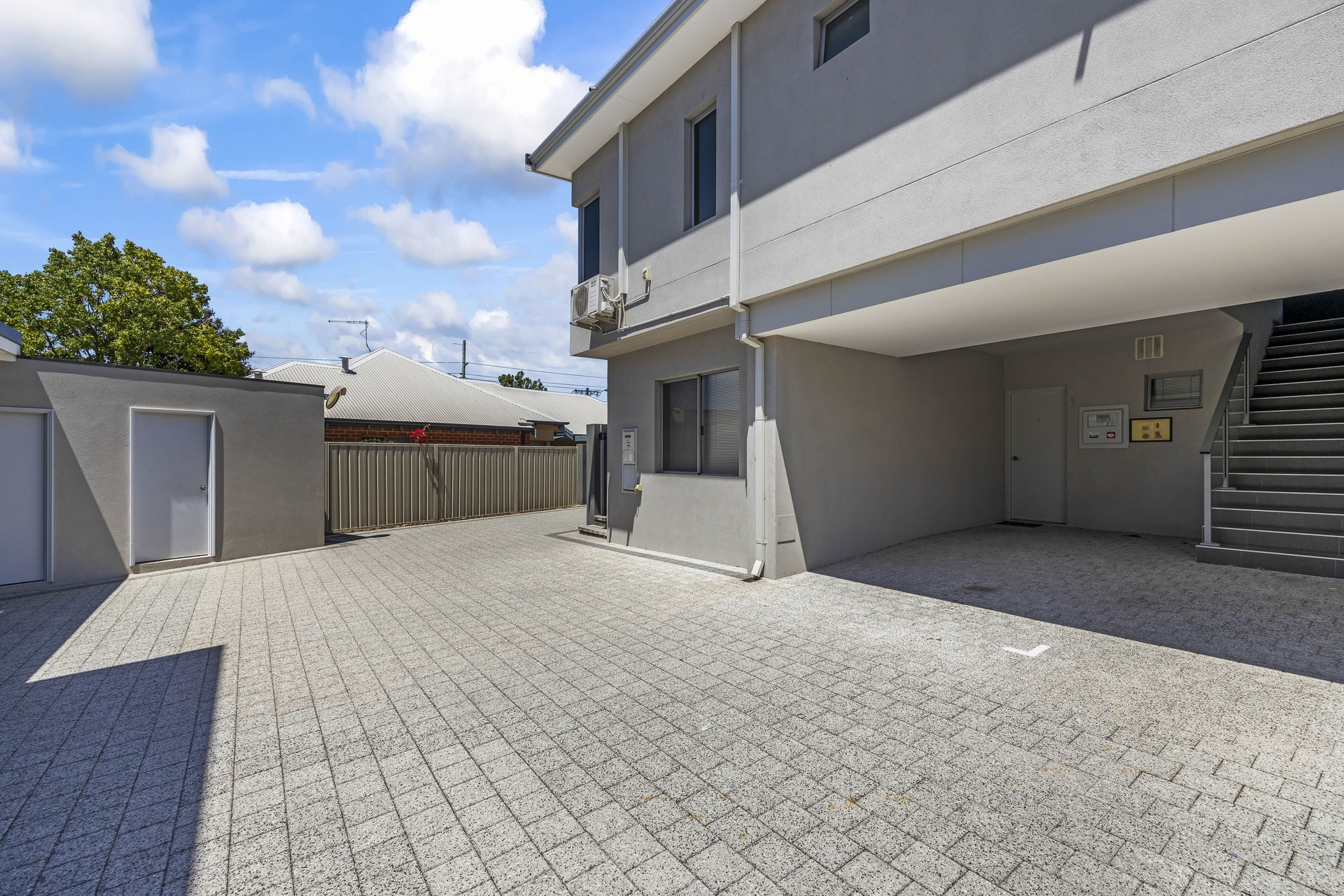1/8 Wynyard Street, Yokine - Thumbnail 2