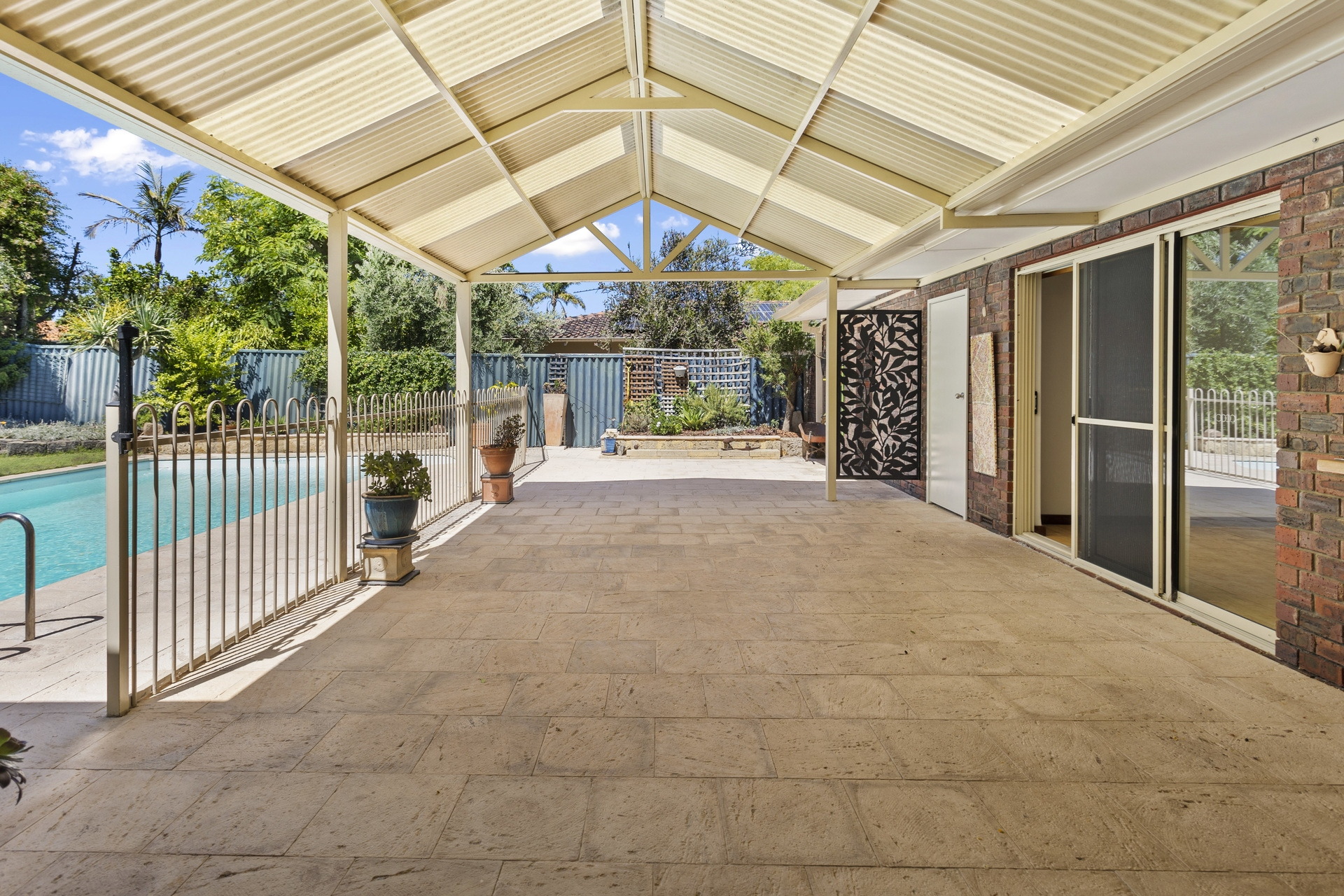 23 Milverton Avenue, Karrinyup - Thumbnail 4