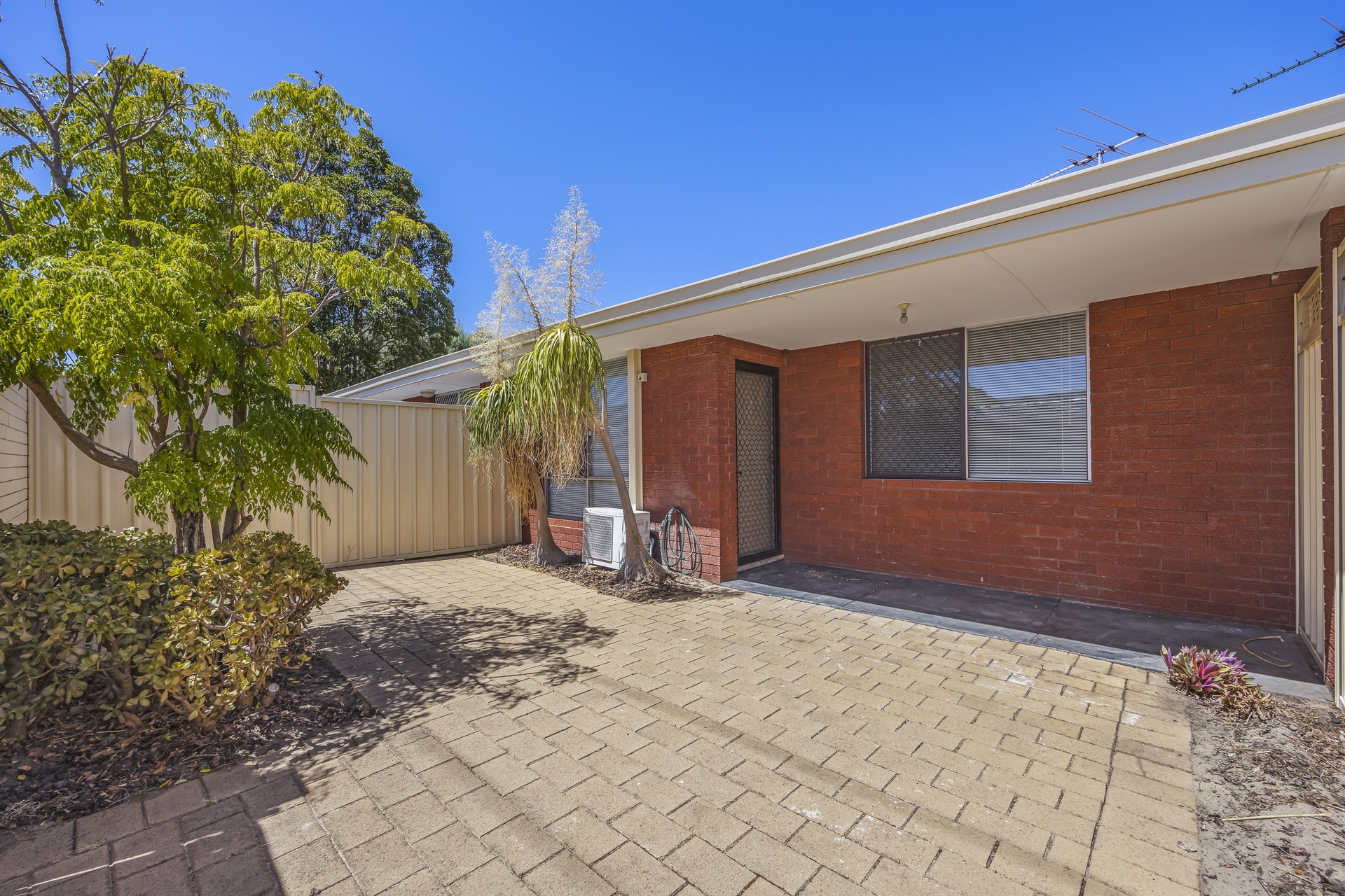 2/121 Edward Street, Osborne Park - Image 1