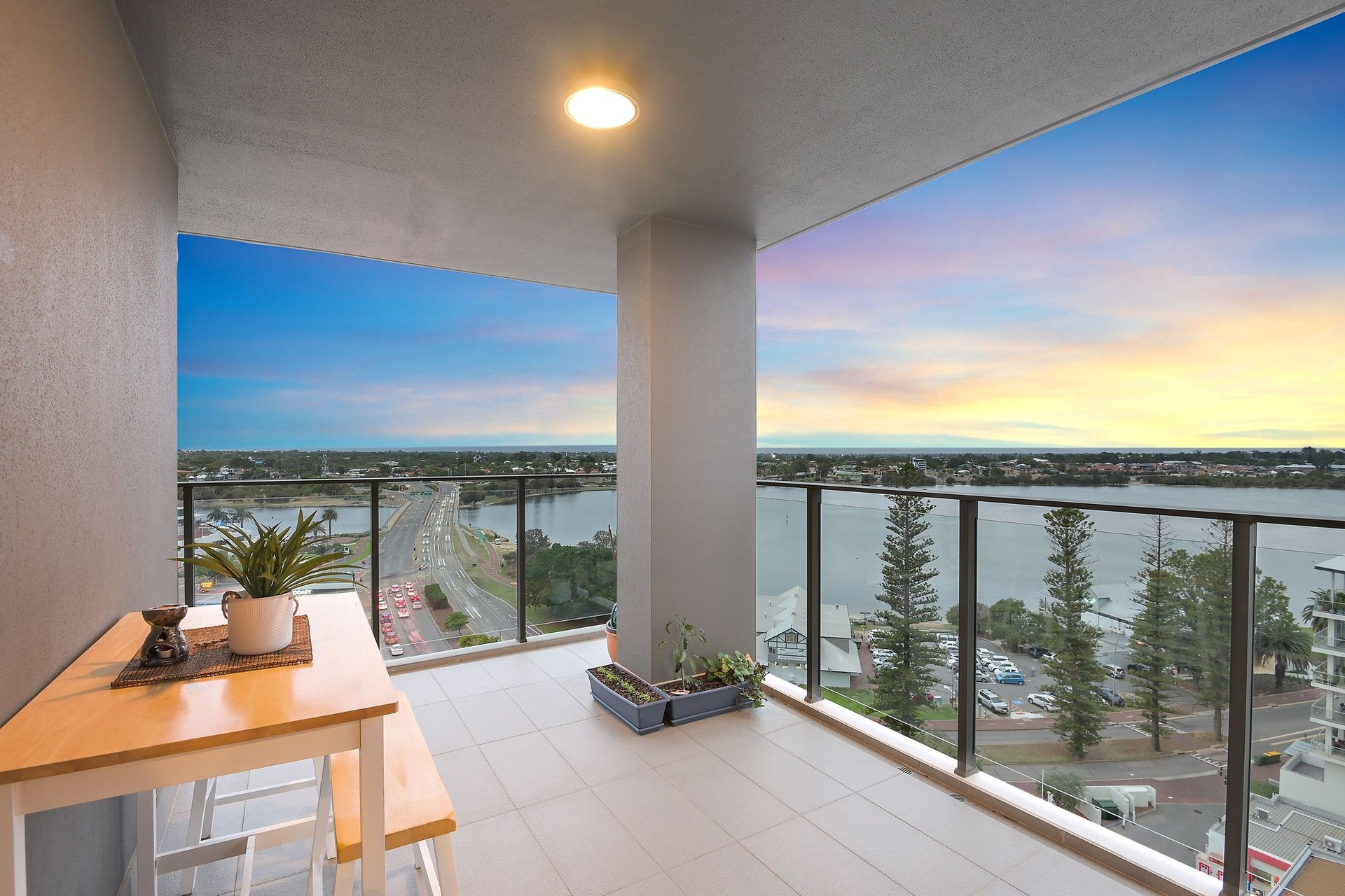 1007/908 Canning Highway, Applecross - Image 1
