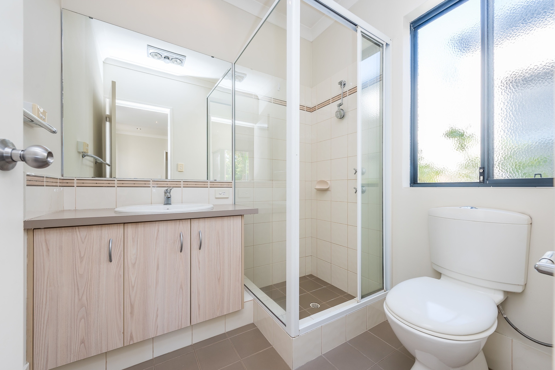 14a Russell Street, Morley - Thumbnail 8