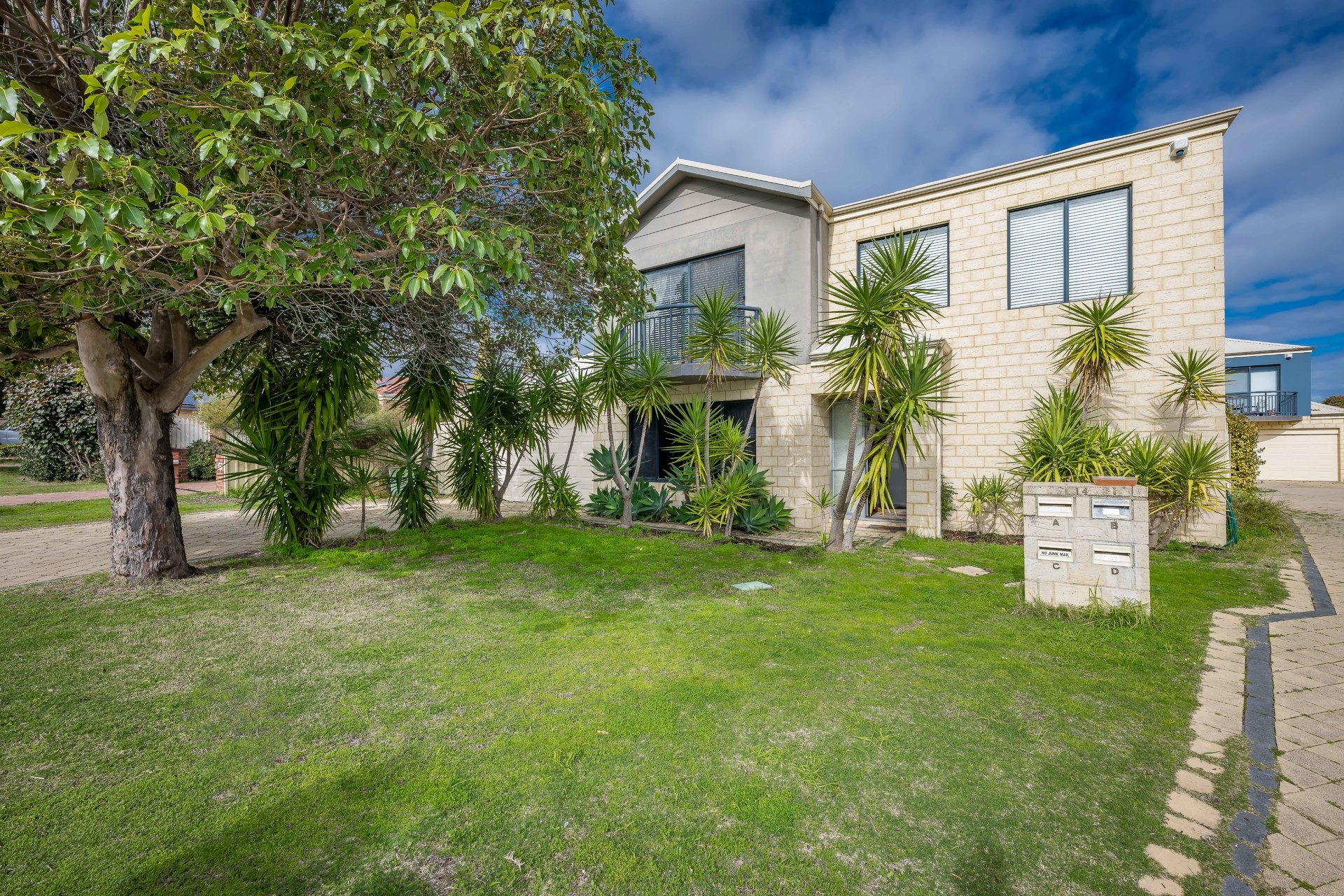 14a Narla Way, Nollamara - Thumbnail 3