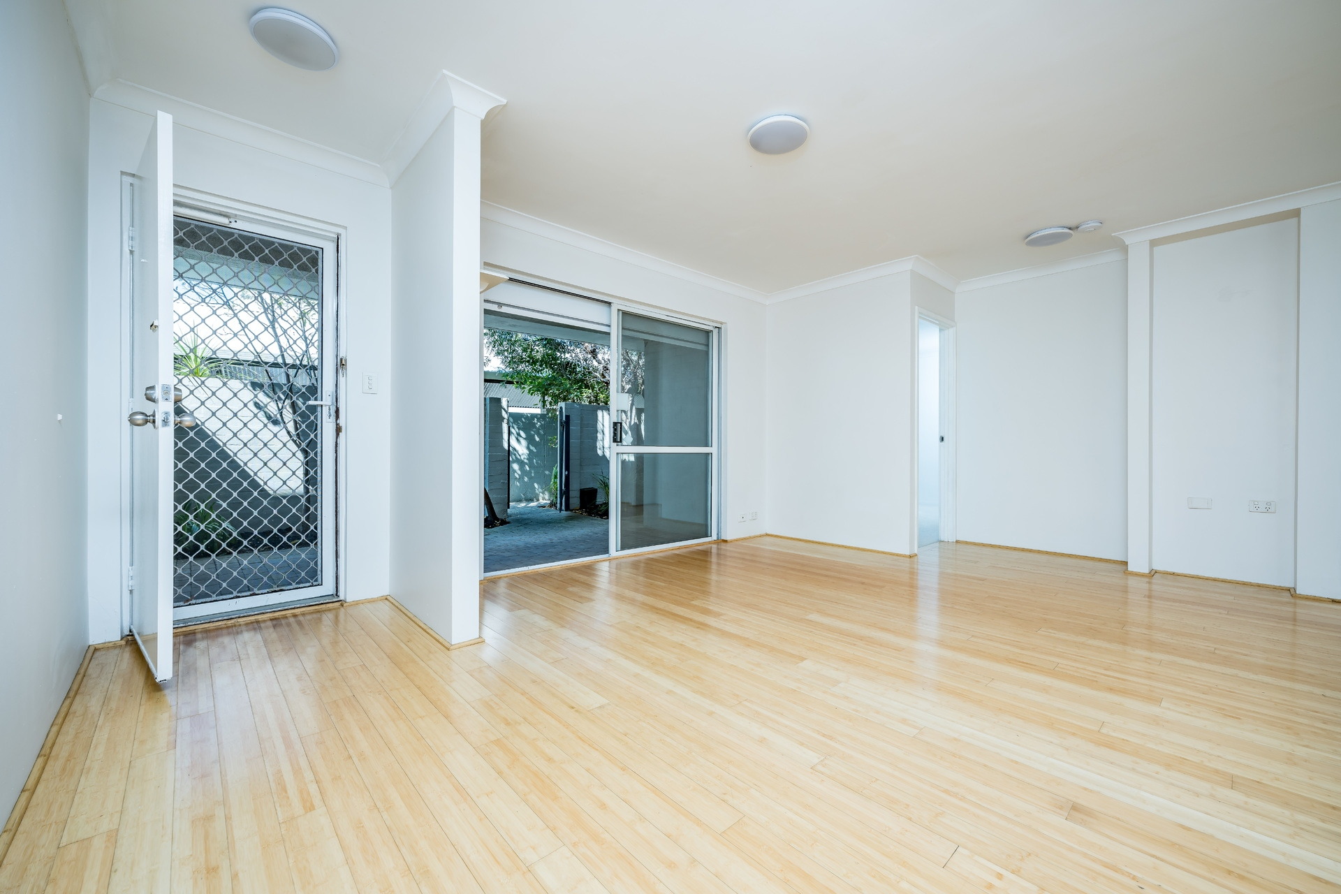 24/4 Waterway Court, Churchlands - Thumbnail 5