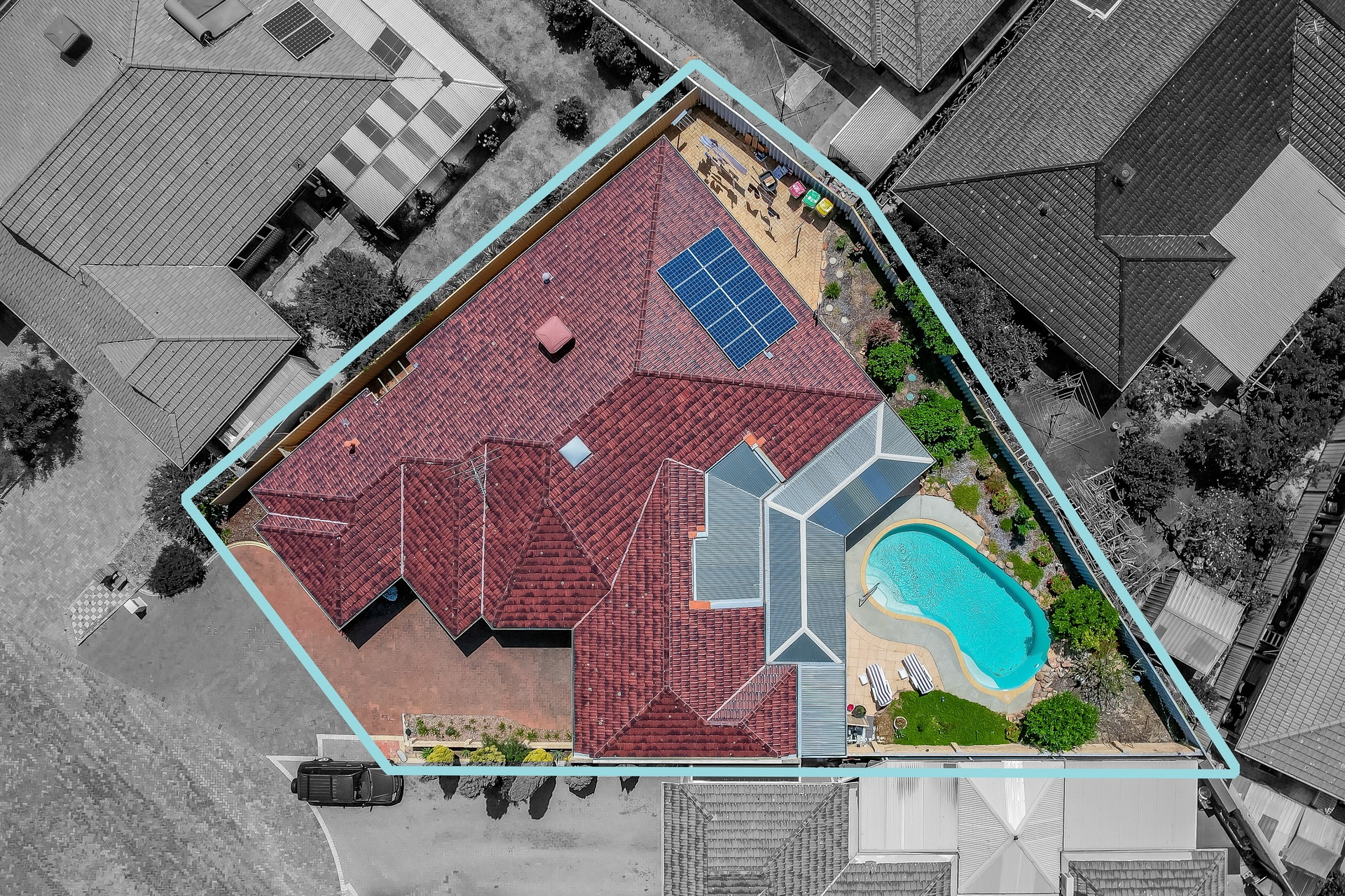 3 St Anthony Drive, Stirling - Thumbnail 2