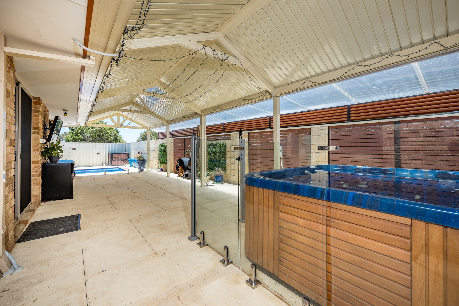 11 Dumbarton Loop, Kinross - Thumbnail 5