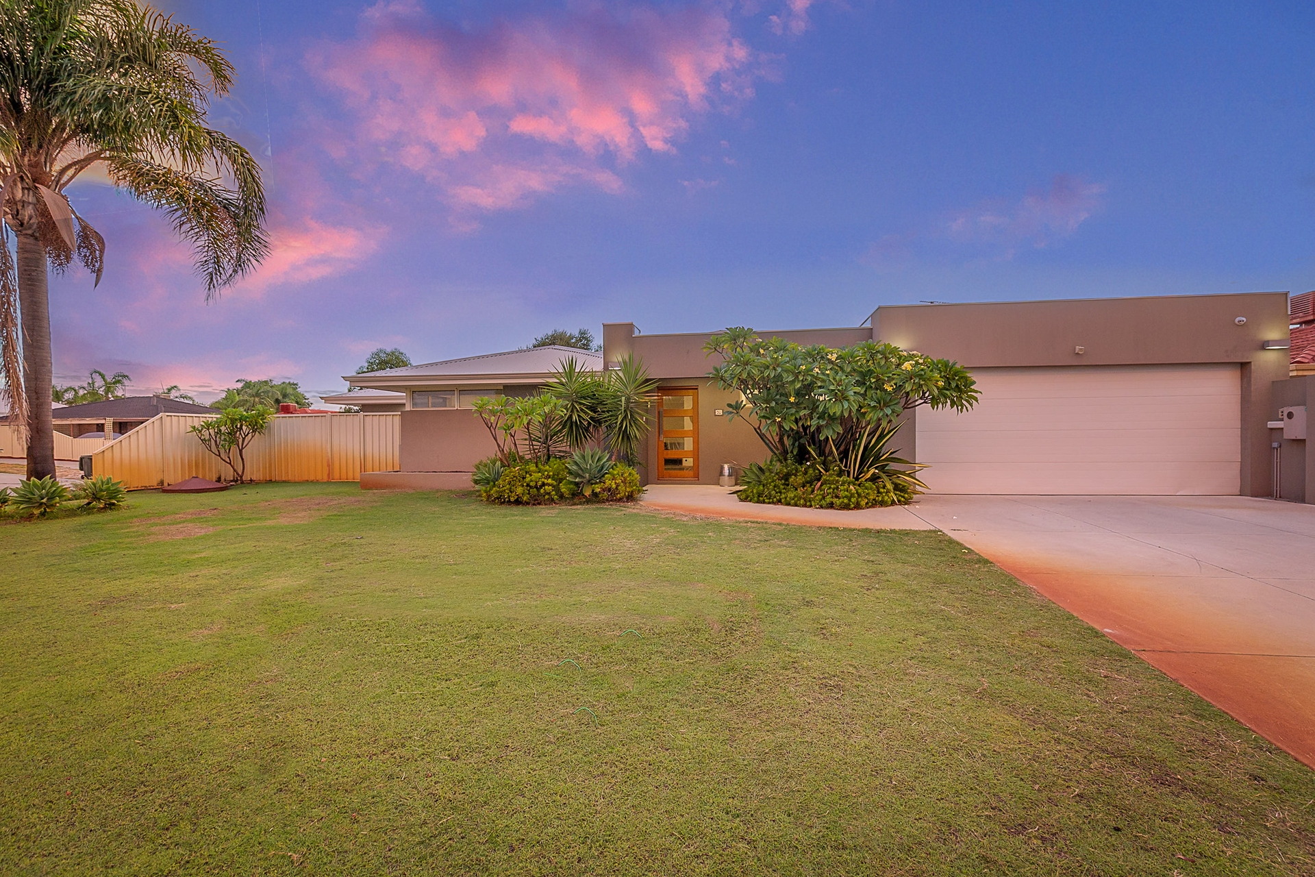 90 Wheatstone Drive, Kiara - Thumbnail 2