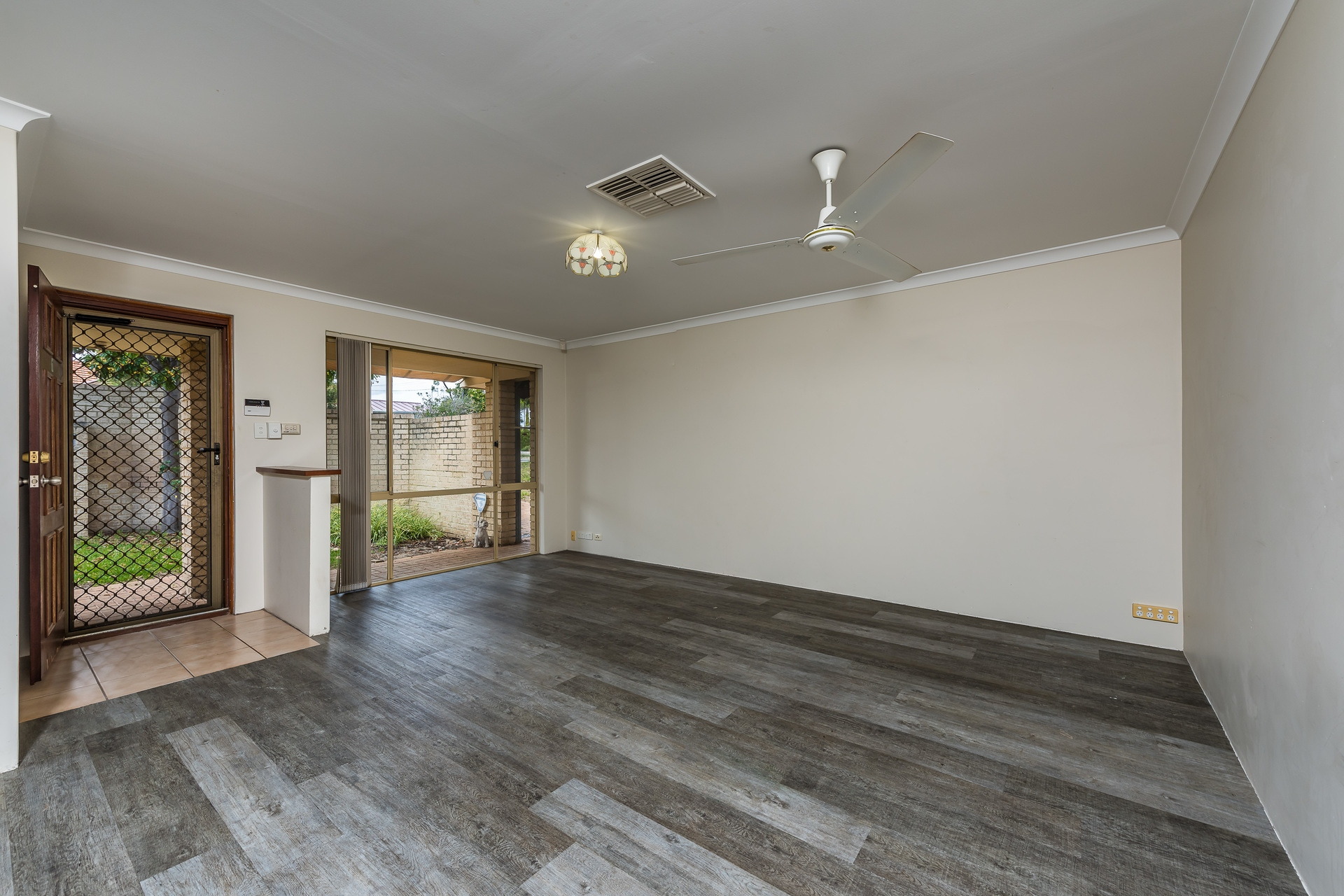 1 Jason Road, Balcatta - Thumbnail 2