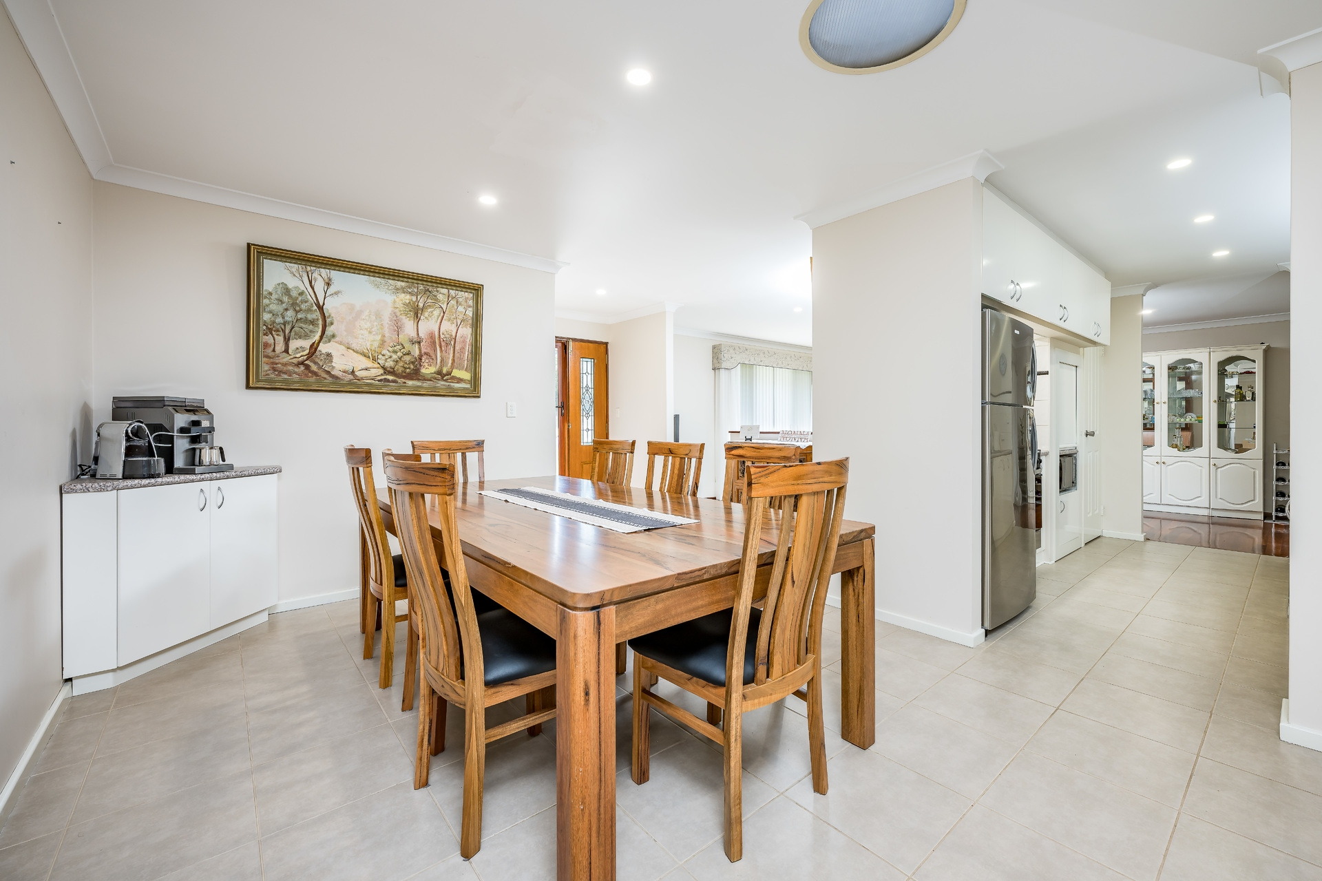 27 Lysander Drive, Heathridge - Thumbnail 3