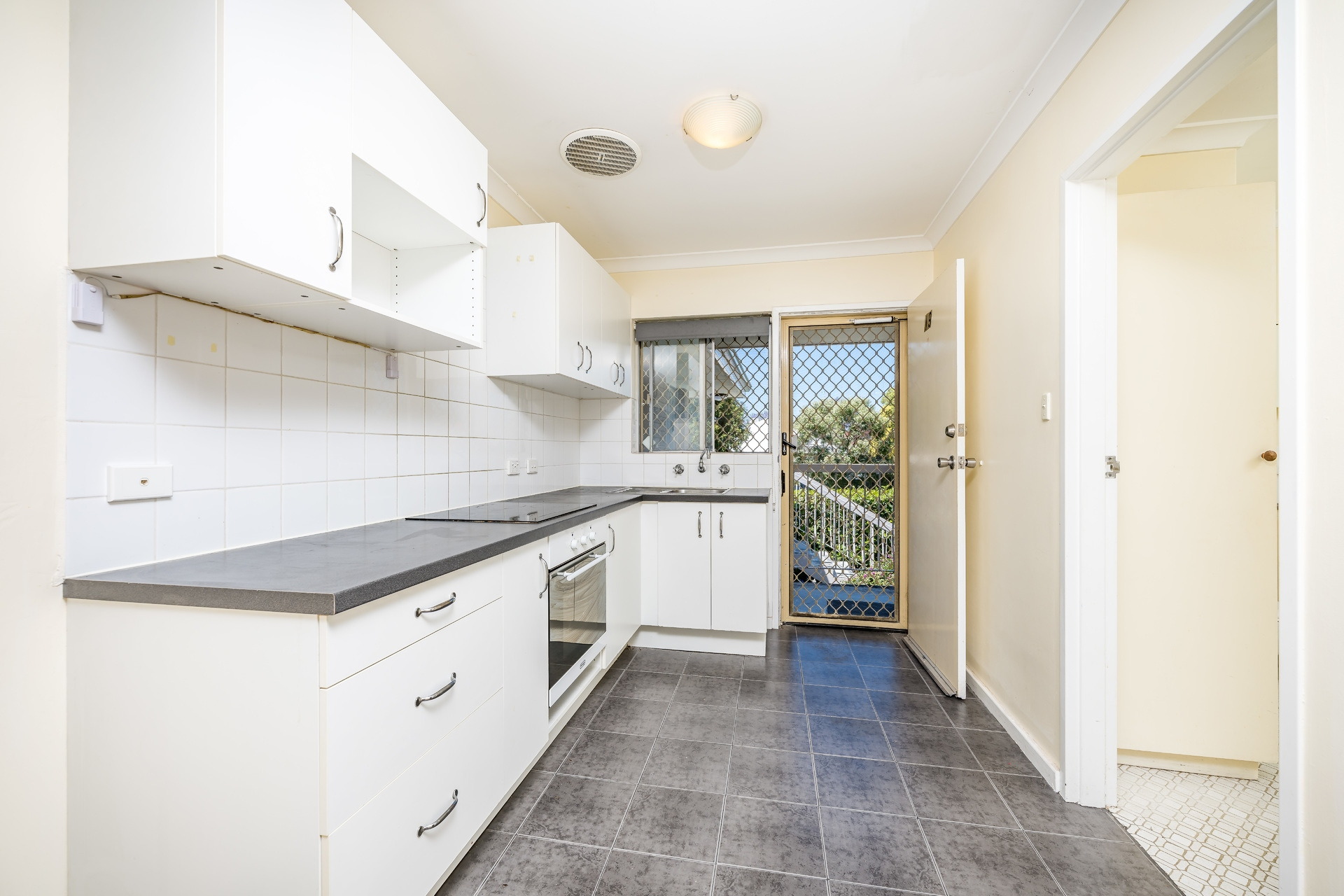 19/322 Canning Highway, Como - Thumbnail 5