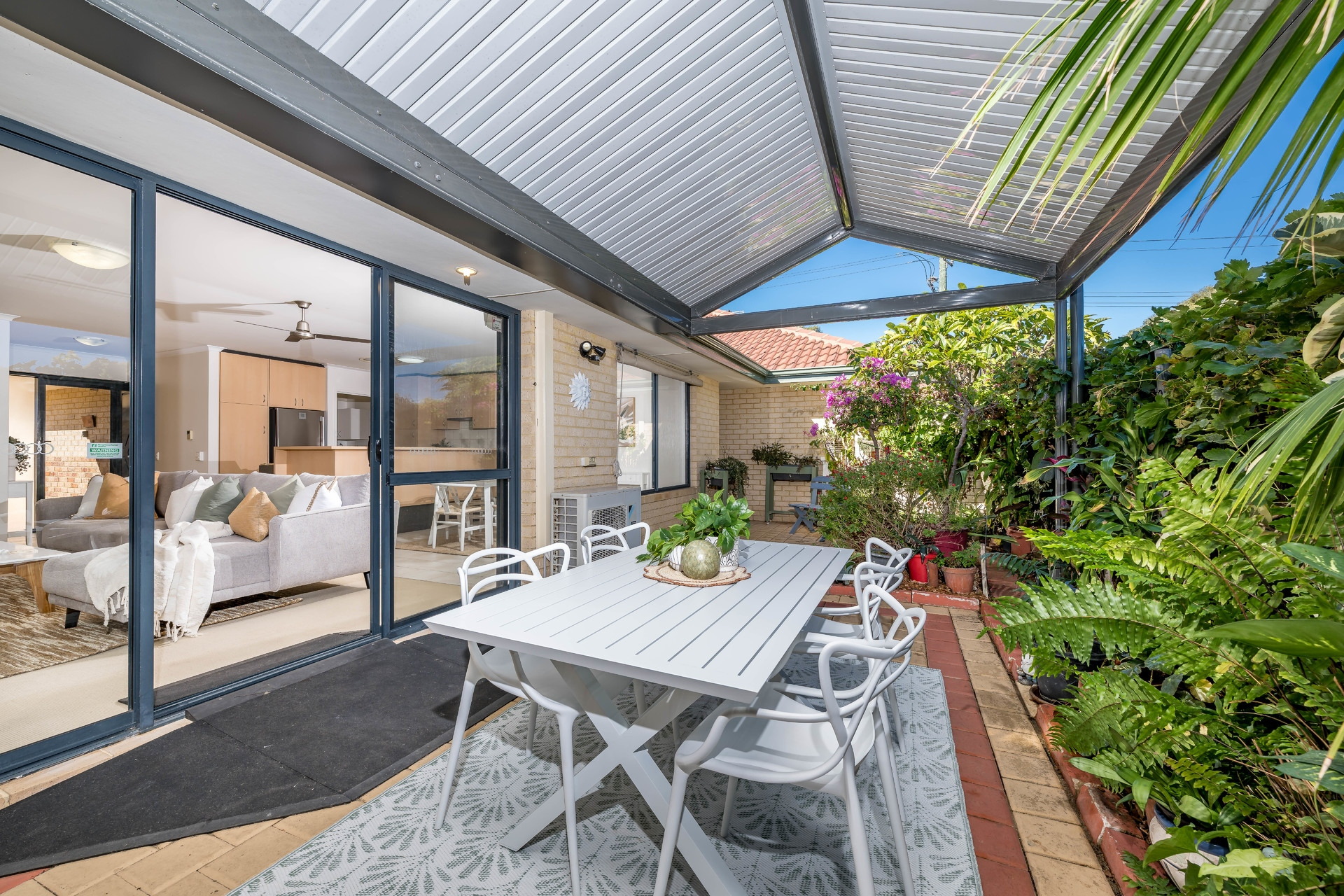 76B Edgefield Way, North Beach - Thumbnail 4
