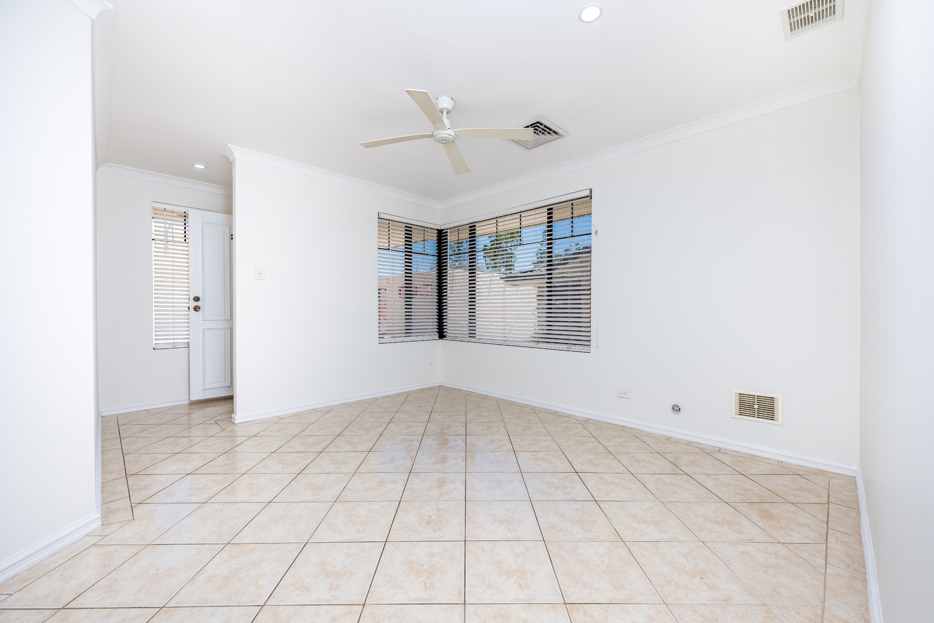 2/206 Edward Street, Osborne Park - Thumbnail 7