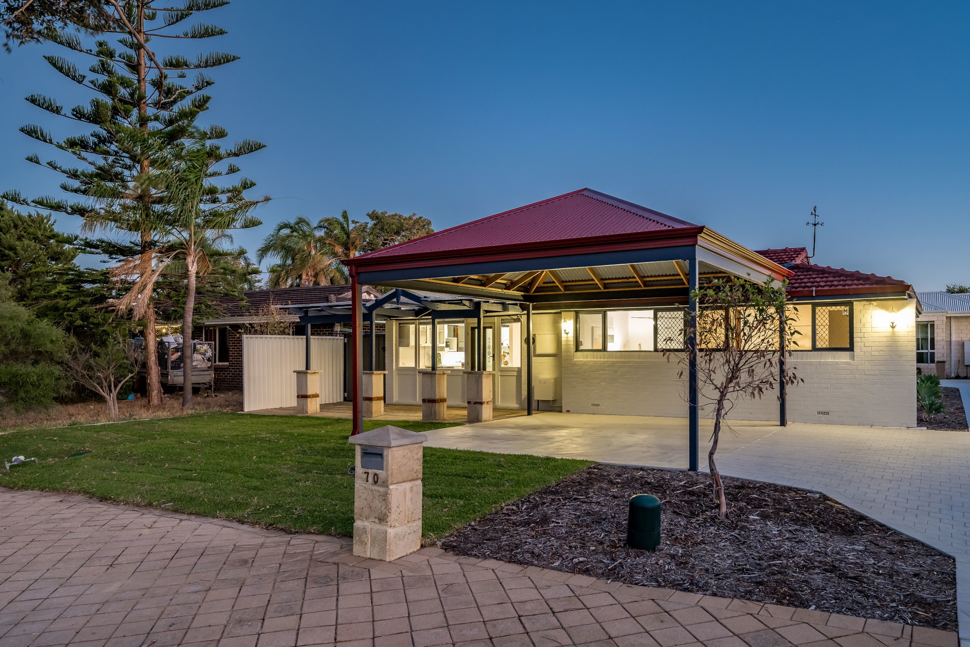 70 Camberwarra Drive, Craigie - Thumbnail 4