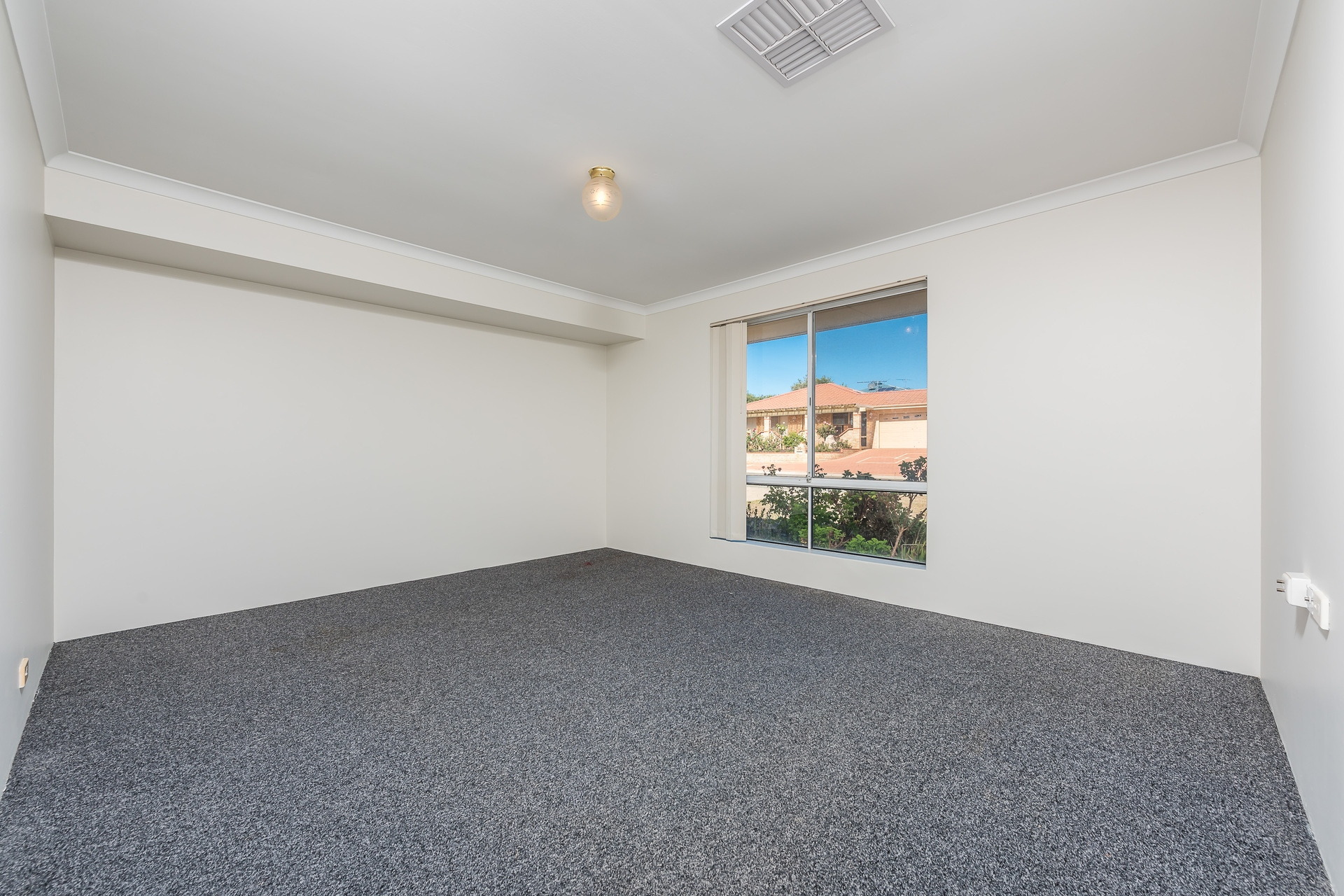 21 Danaher Mews, Clarkson - Thumbnail 5